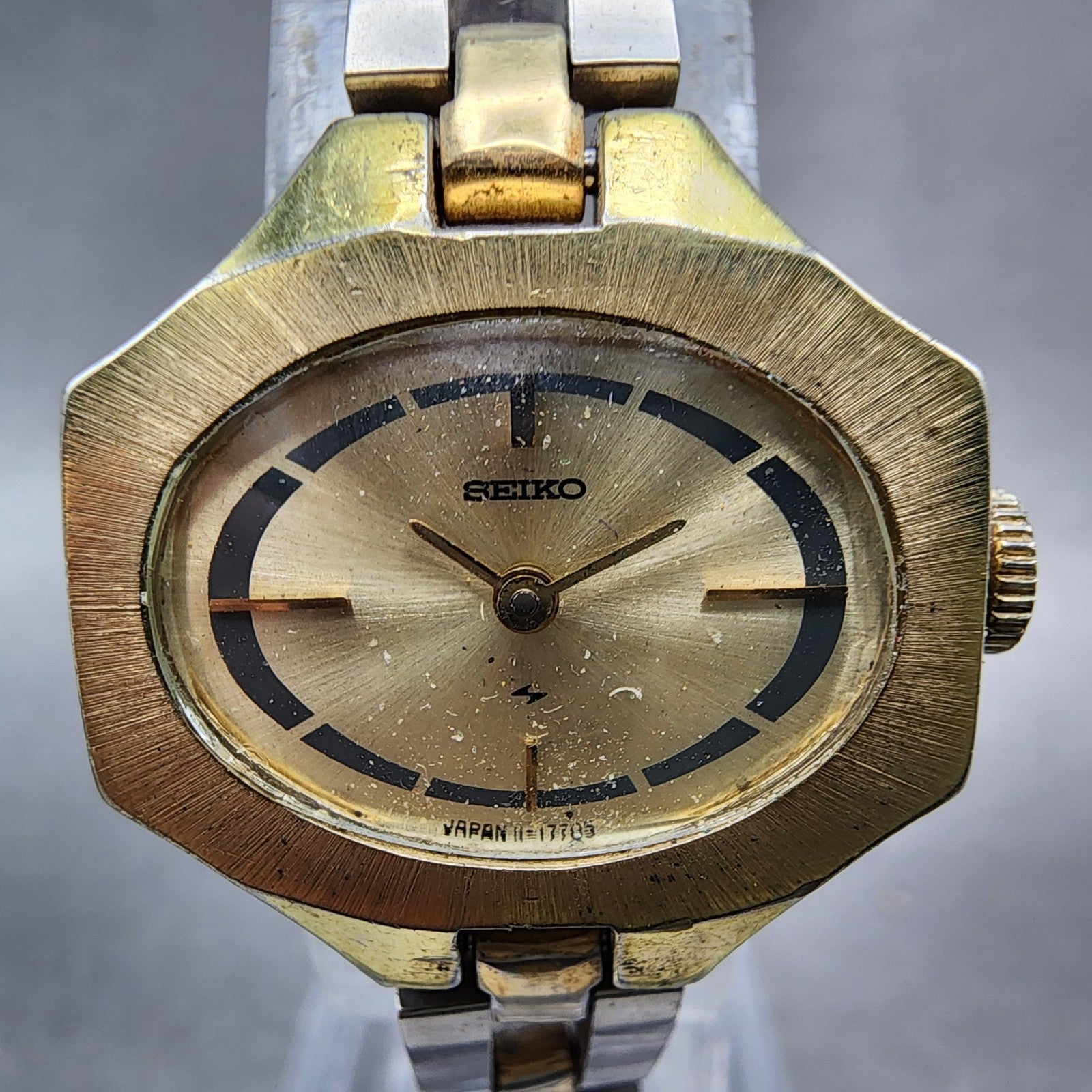 Seiko Watch Women 23mm Champagne Dial Two Tone Oval Vintage 117659 Manual Runs2
