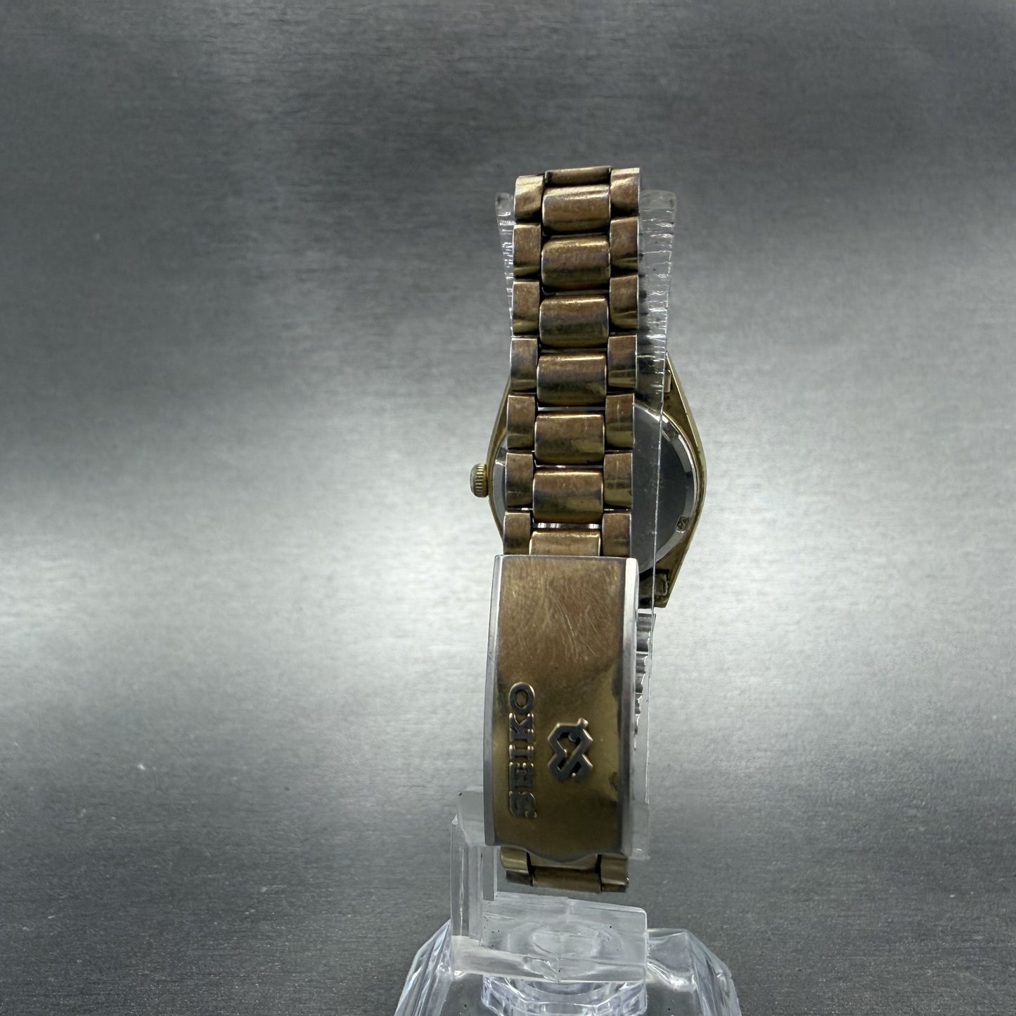 Seiko SQ Watch Women 25mm Champagne Dial Gold Tone Daydate 2626-0159 New Battery7