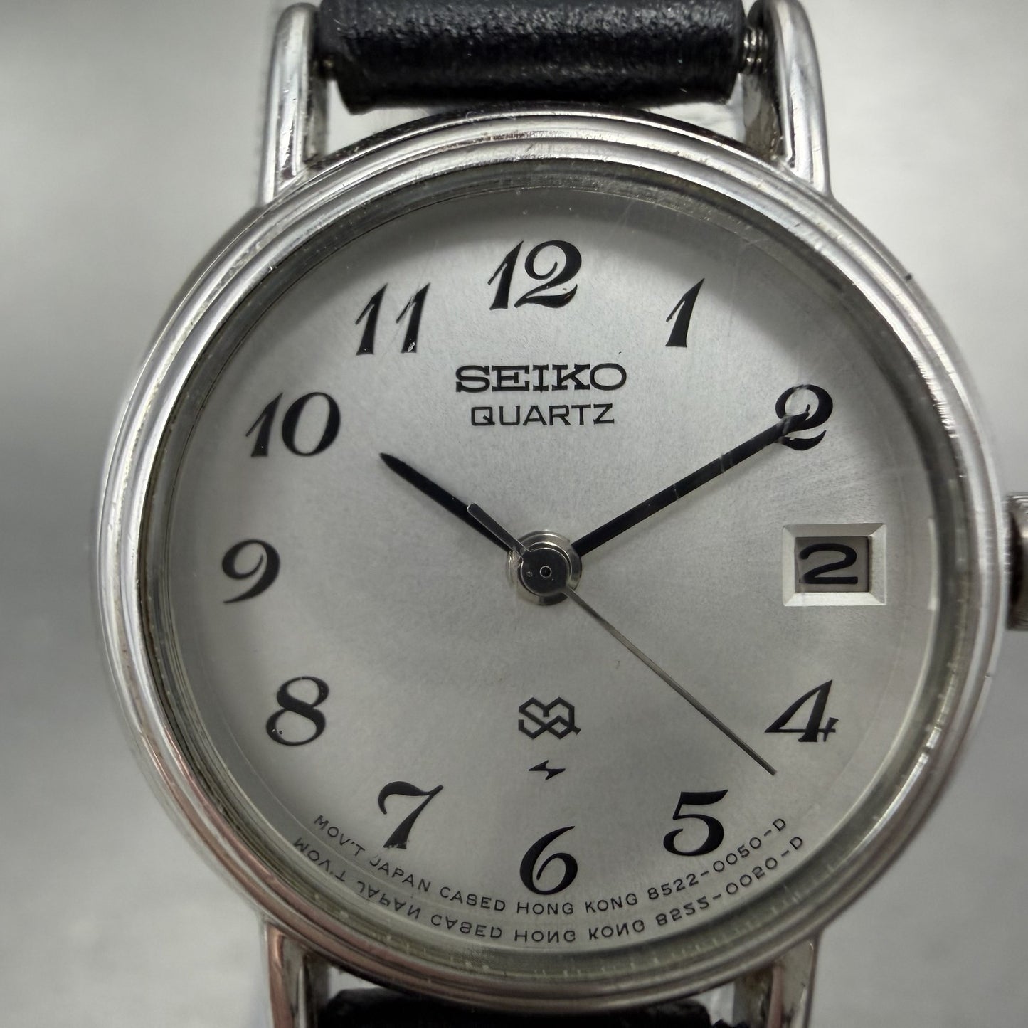 Seiko SQ Watch Women 23mm Silver Dial Silver Tone Date 8522-0030 New Battery1