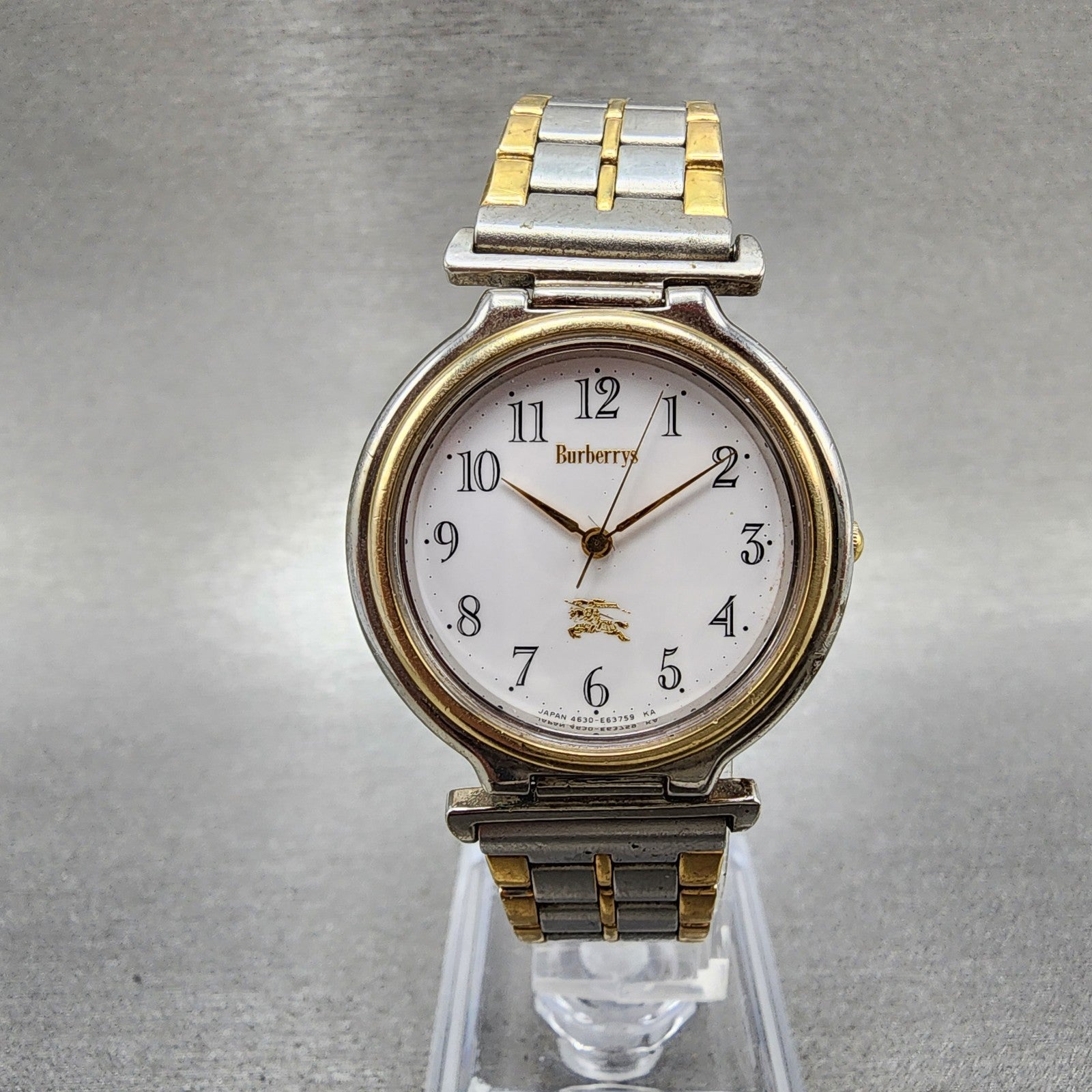 Burberry Watch Women 31mm White Dial Two Tone Round 4630E62283 New Battery0