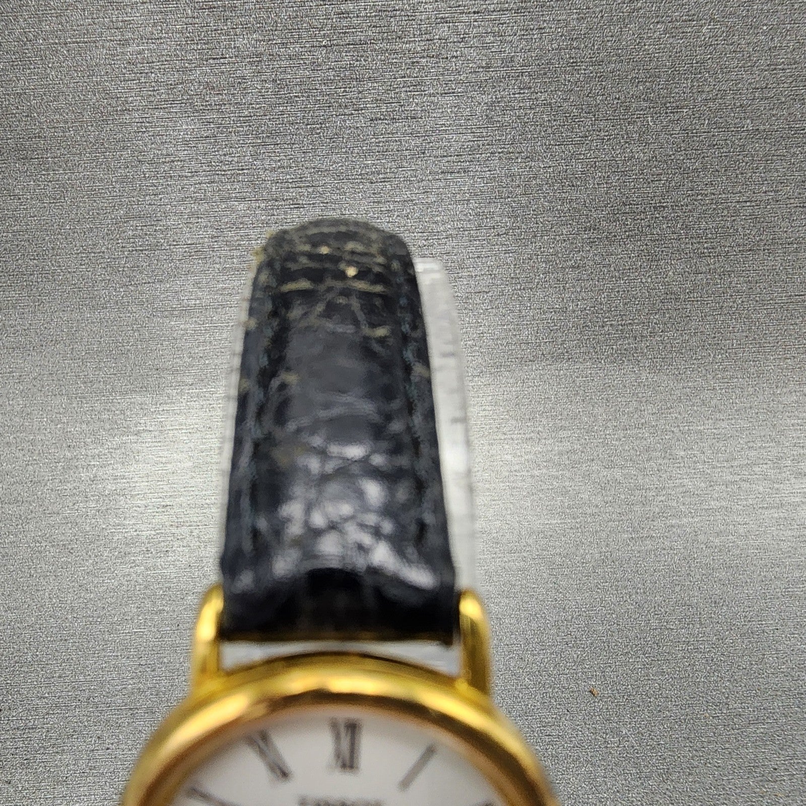 Tissot Watch Women 24mm White Dial Gold Tone Round T852K PARTS5