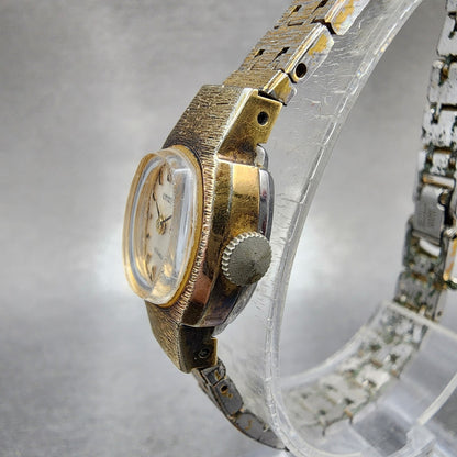 Citizen Watch Women 15mm Silver Dial Gold Tone Oval 4674120 Manual Runs VTG2