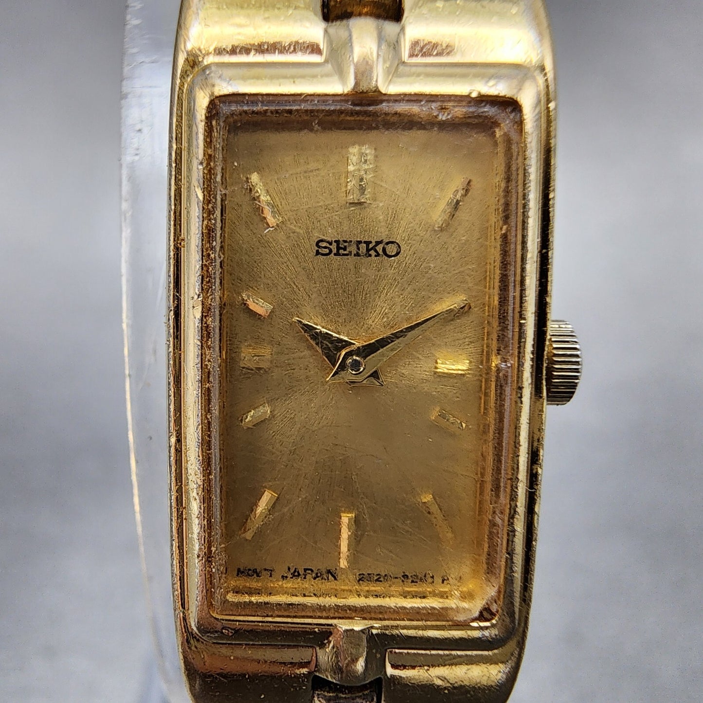 Seiko Watch Women 13mm Gold Dial Gold Tone Rectangle 2E200AY0 New Battery1