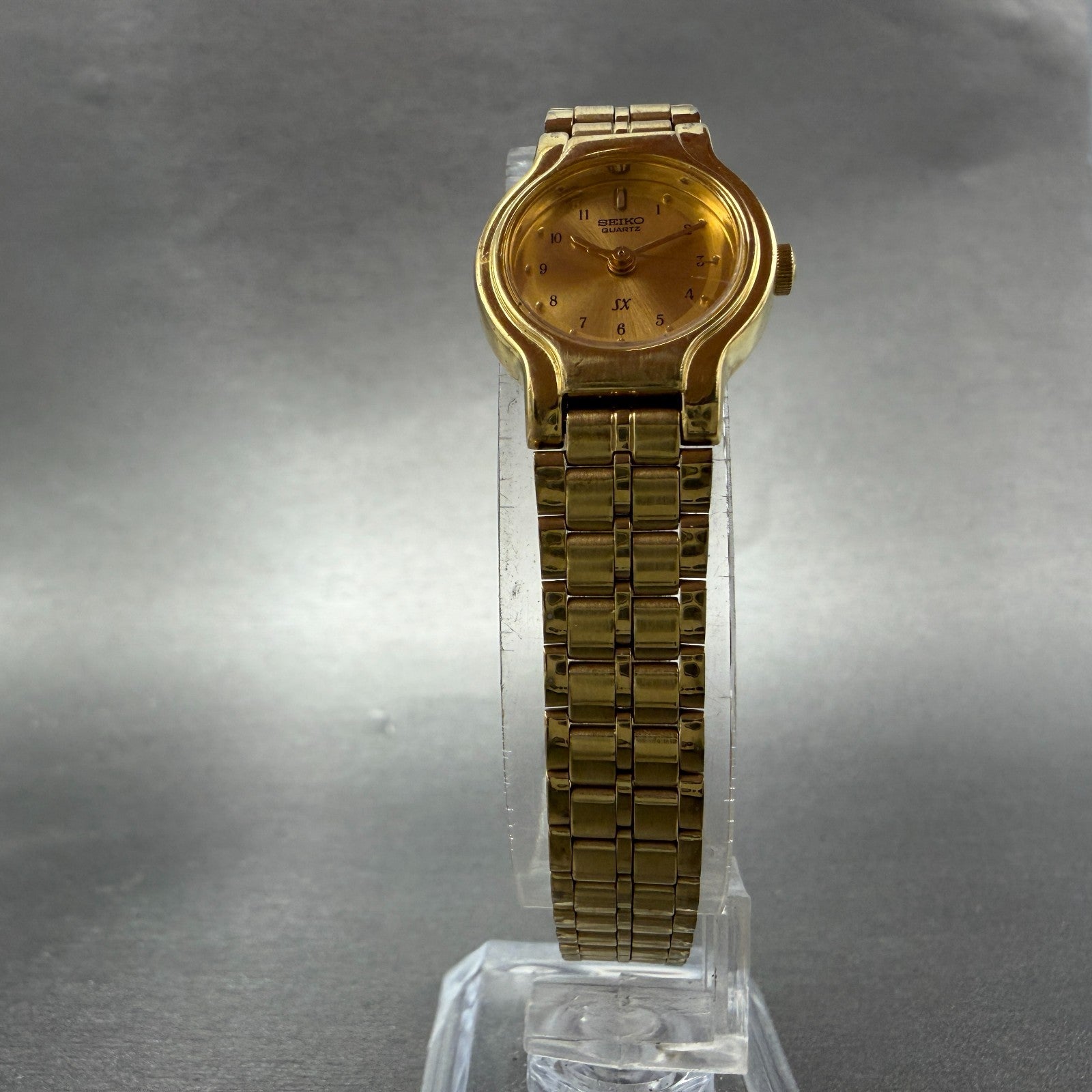 Seiko SX Watch Women 19mm Champagne Dial Gold Tone Round V401-0281 New Battery 45