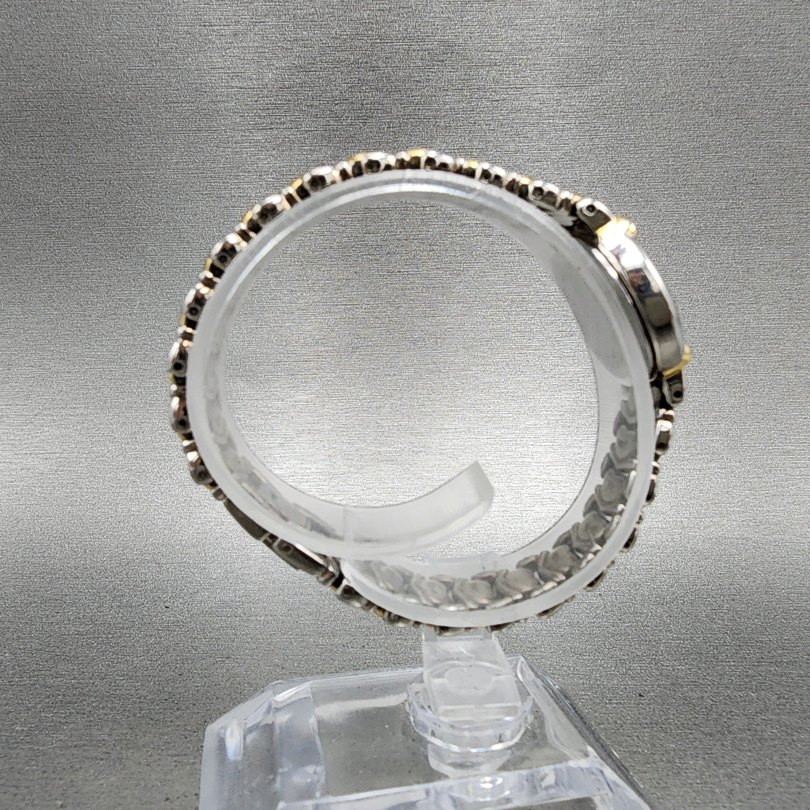 Bulova Watch Women 21mm White Dial Two Tone Oval Heart Links 98P11 New Battery7