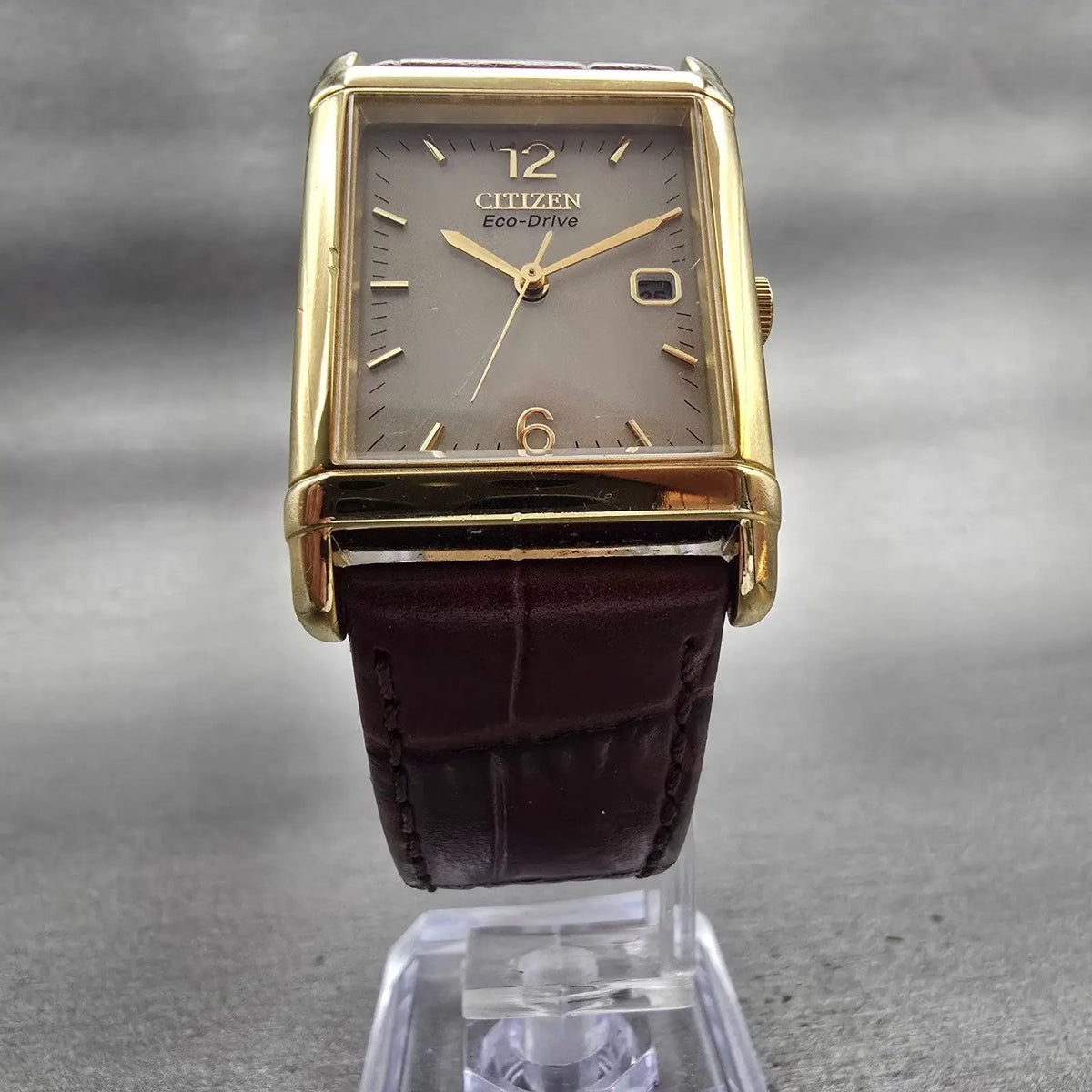 Citizen Eco-Drive Tank Watch Men 25mm Ivory Dial Gold Date E010-S001579 Works5