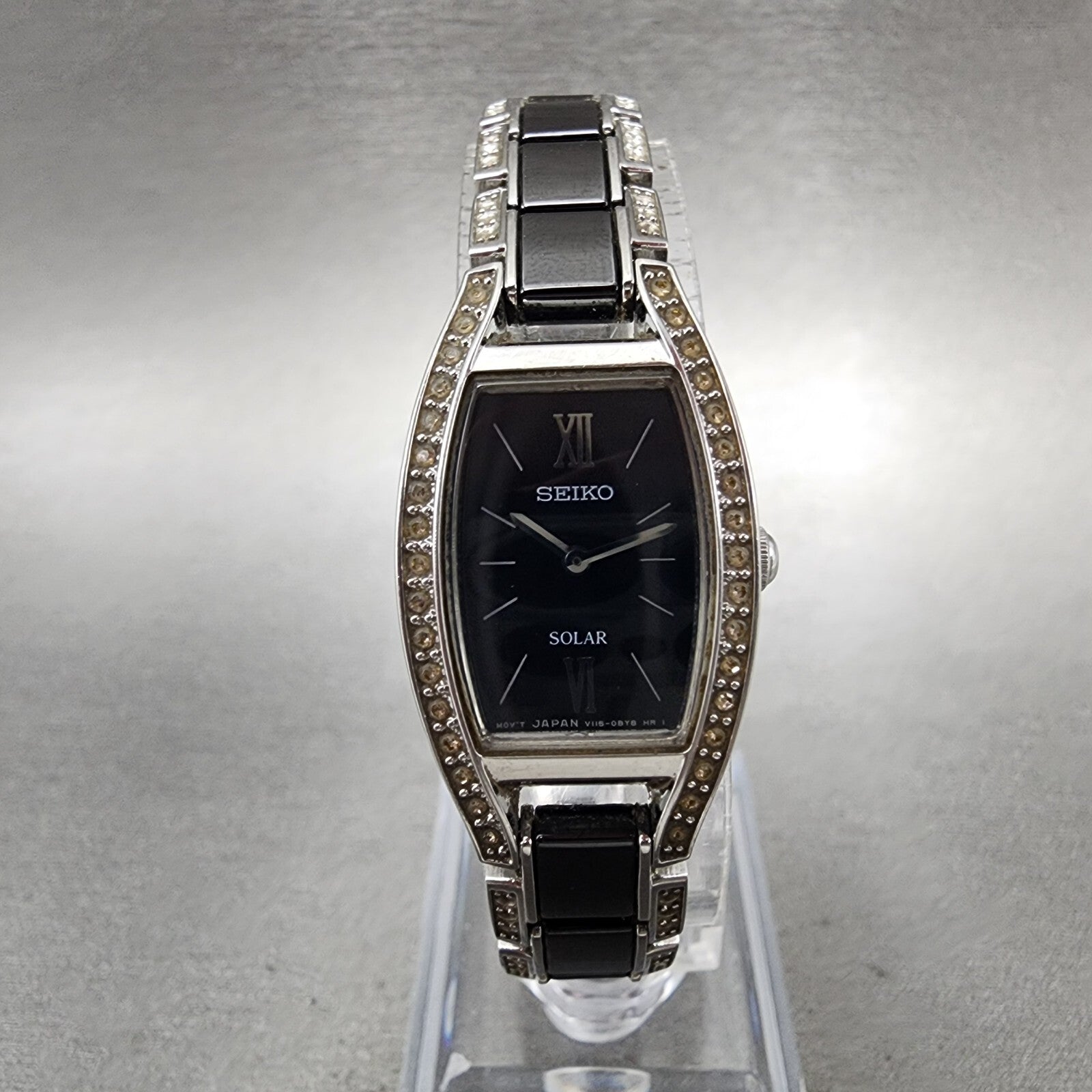 Seiko Solar Watch Women 19mm Black Dial Silver Tone Crystal Accent Runs V1150AY00
