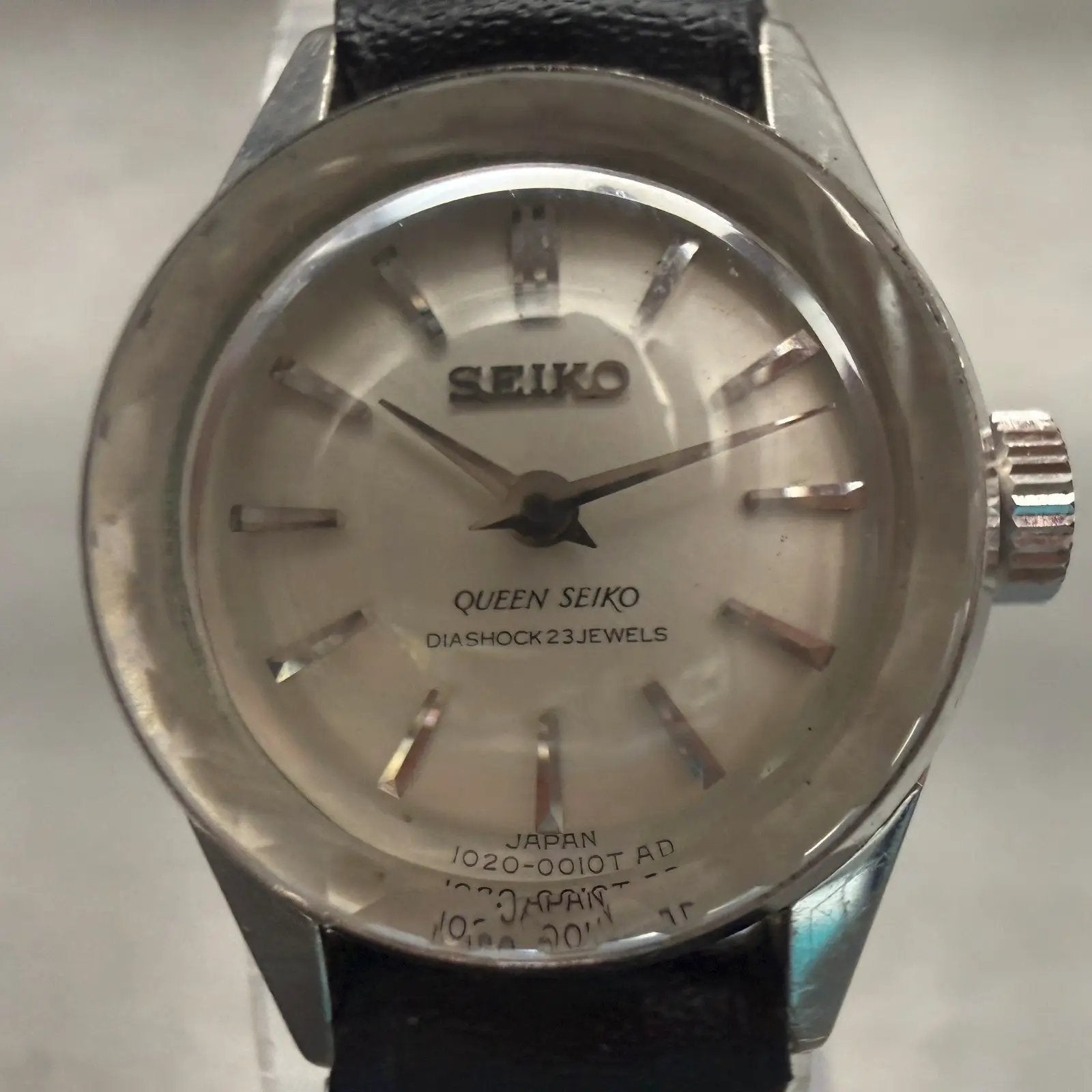 Seiko Queen Watch Women 19mm Silver Dial Silver Tone Round 1020-0010 VTG Works1