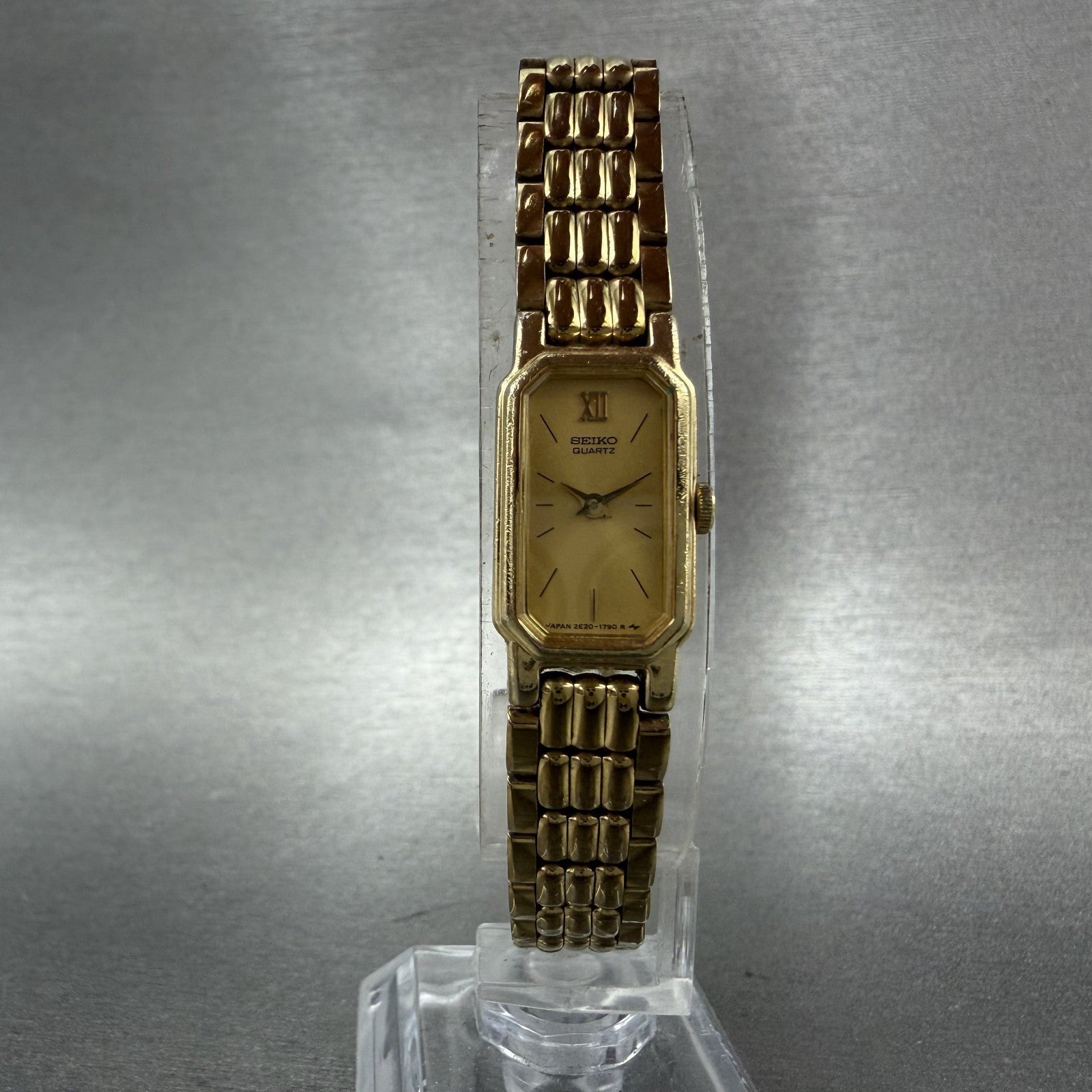 Seiko tank Watch Women 12mm Champagne Dial Gold Tone 2e206389 New Battery5