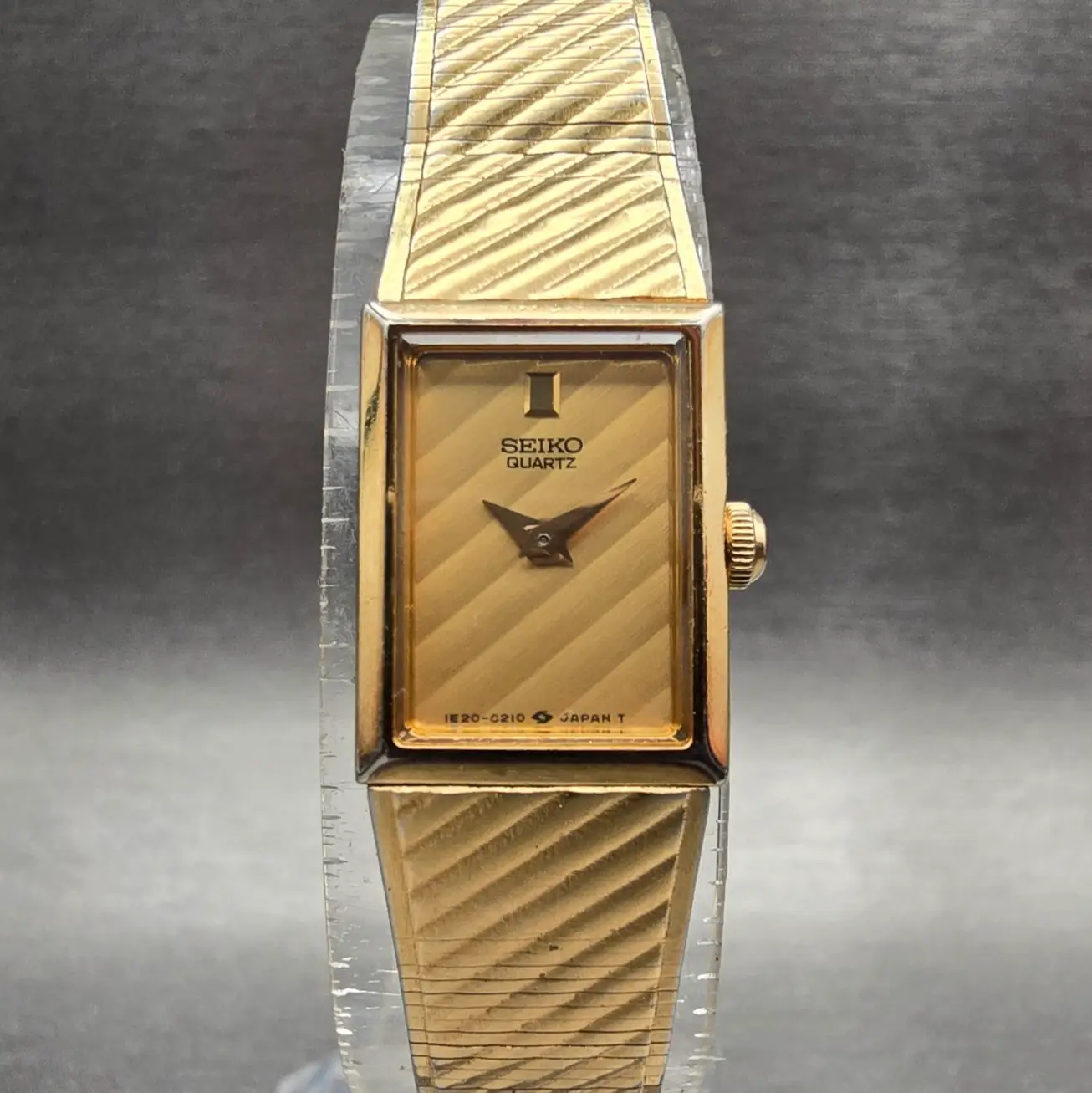 Seiko Watch Women 13mm Gold Dial Gold Tone Rectangle 1E20-5109 New Battery VTG0