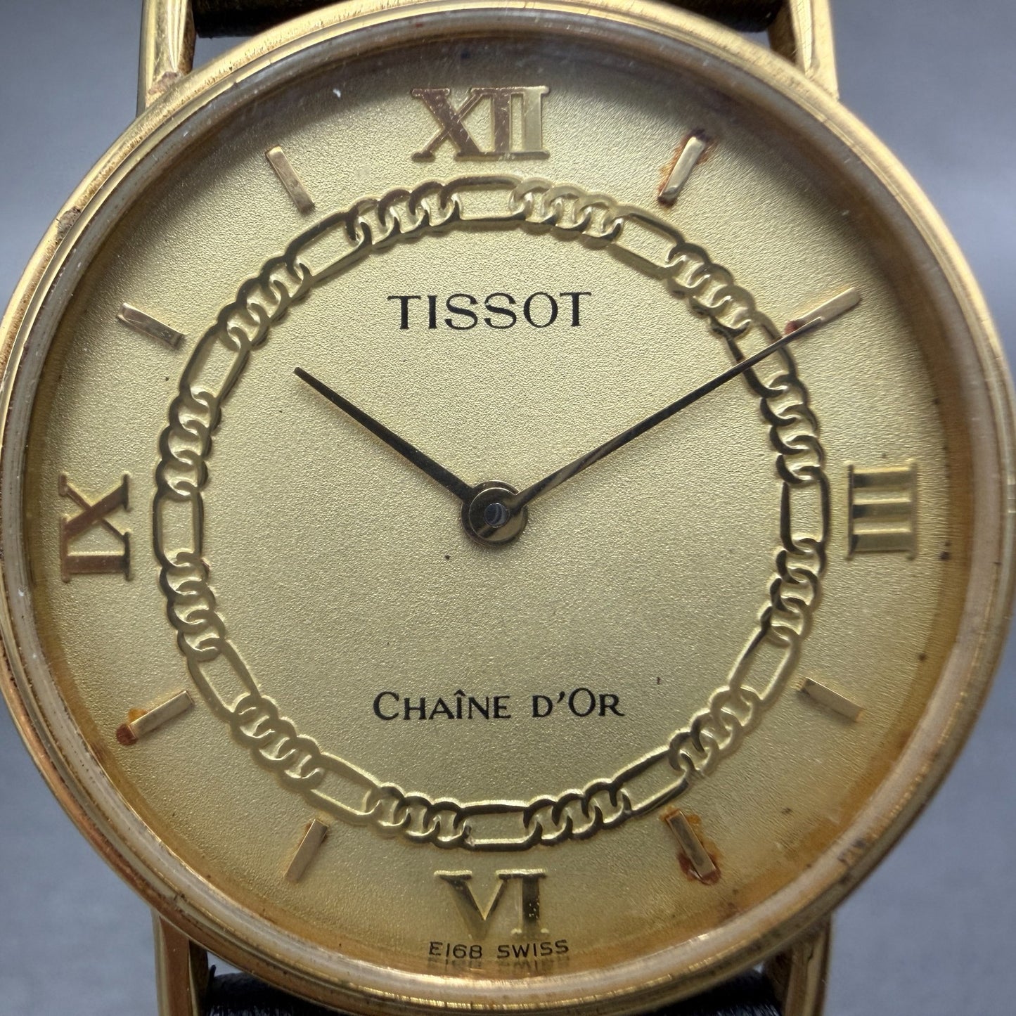 Tissot Watch Unisex 31mm Gold Dial Gold Tone Round E168 Chaine D'Or New battery1