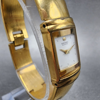 Seiko Tank Watch Women 15mm White Dial Gold Tone Rectangle 1F205K19 PARTS4