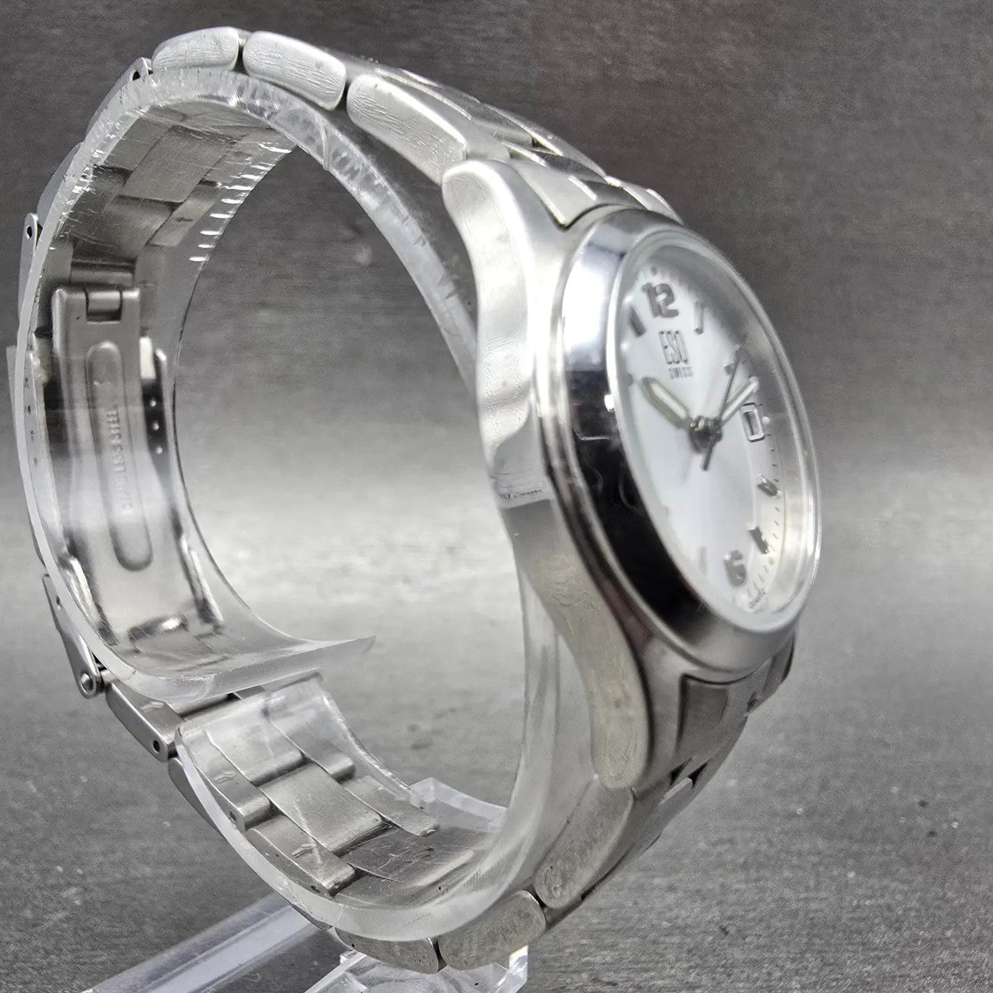 ESQ Watch Women 26mm Silver Dial Steel Date Round E5054 New Battery7