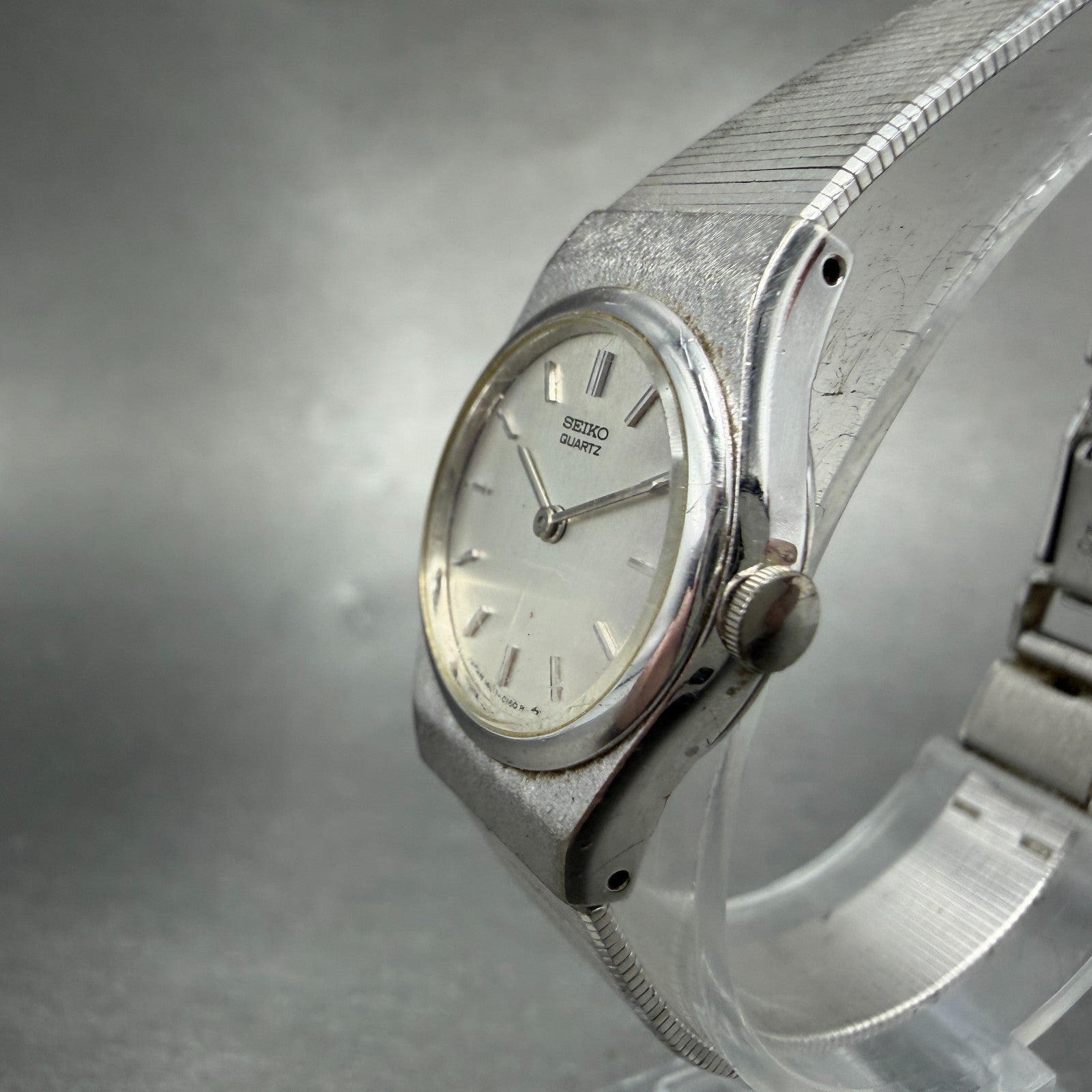Seiko Watch Women 20mm Silver Dial Silver Tone Round 1400-0039 New Battery VTG2