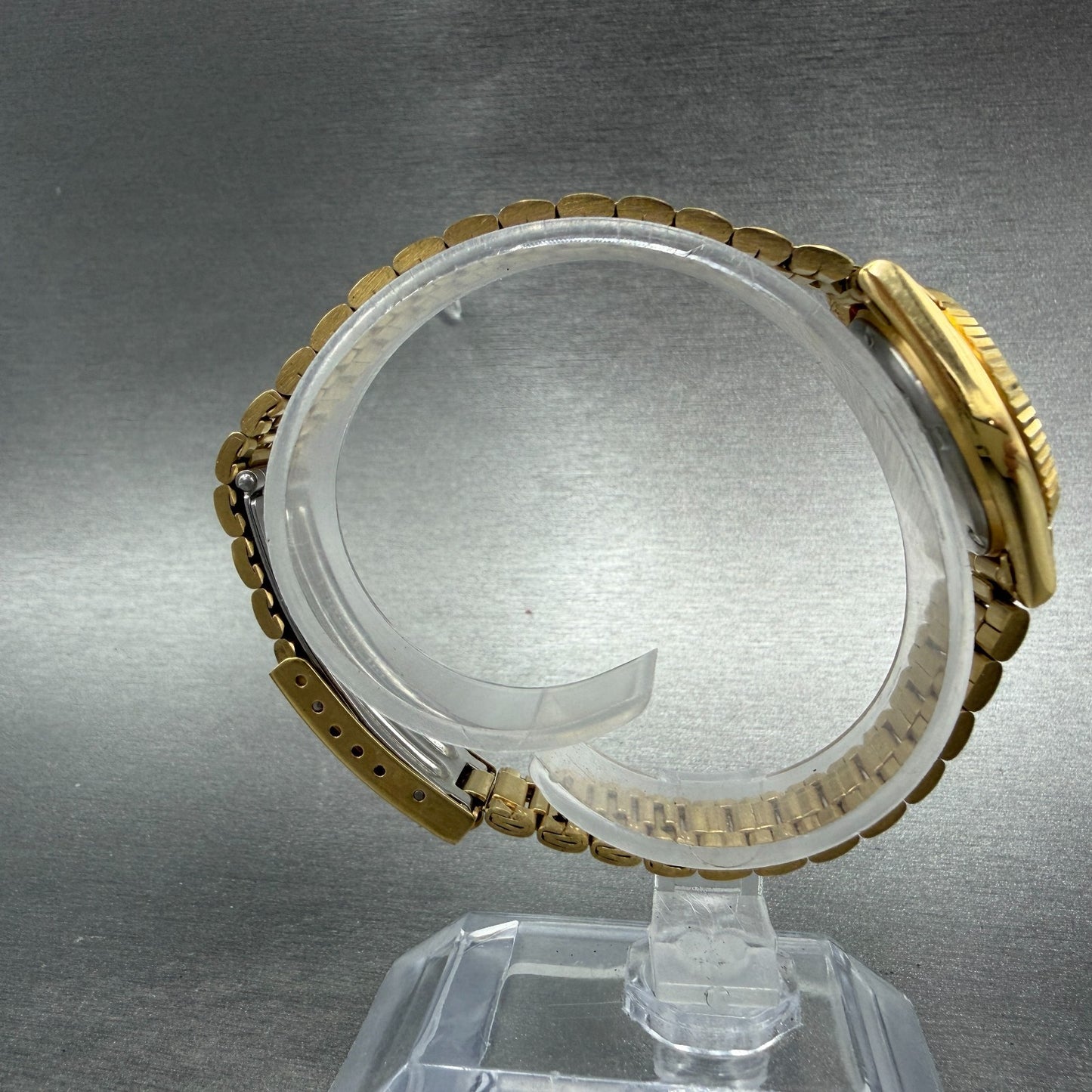 Seiko SQ Watch Women 24mm Champagne Dial Gold Tone Daydate 3e23-0a69 New Battery8