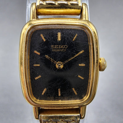 VTG Seiko Watch Women 17mm Black Dial Gold Tone Rectangle 1N00-5K29 New Battery