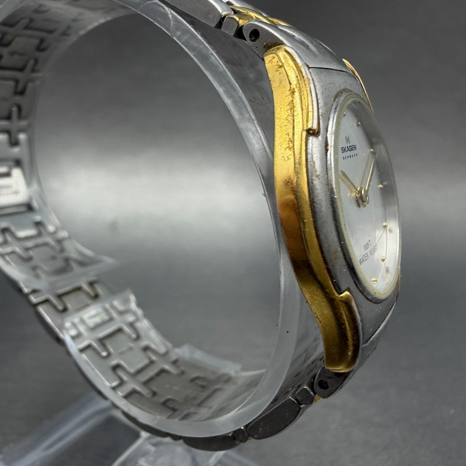 Skagen Watch Women 26mm Silver Dial Two Tone Round Q99SGX New Battery VTG3
