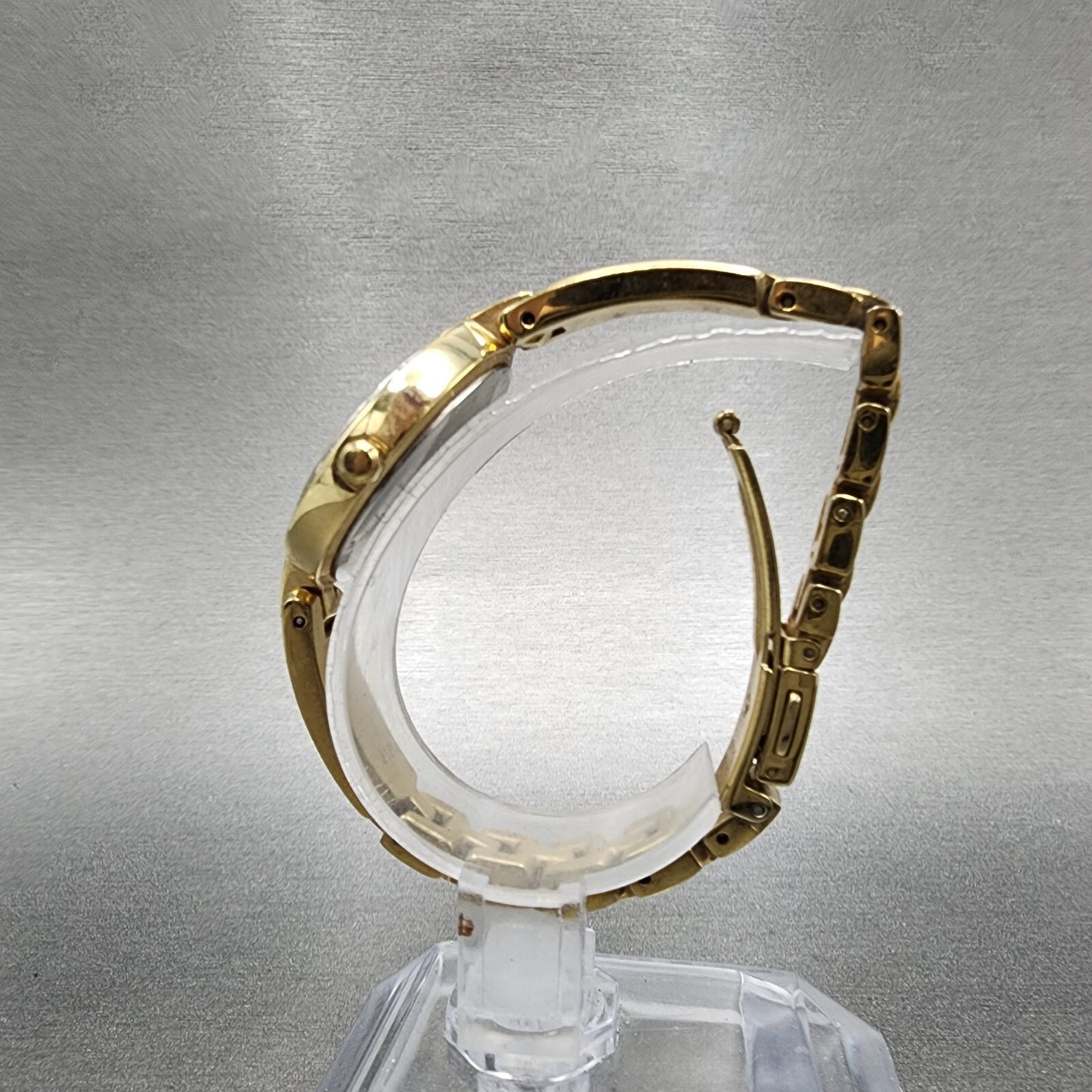 Seiko Solar Watch Women 27mm MOP Dial Gold Tone Round V1150BM0 Runs6