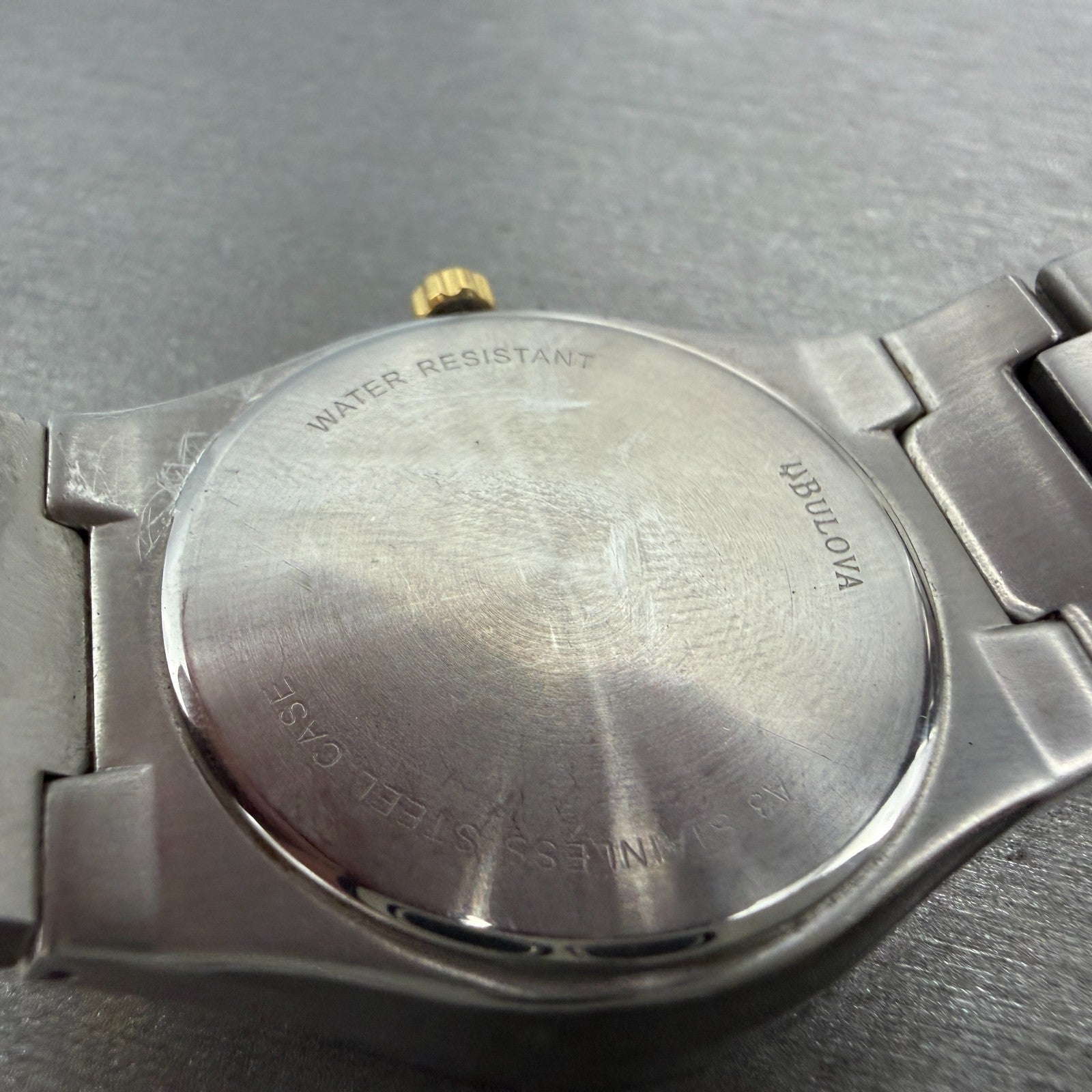 Bulova Watch Men 35mm White Dial Two Tone Date Round 98H04 New Battery9