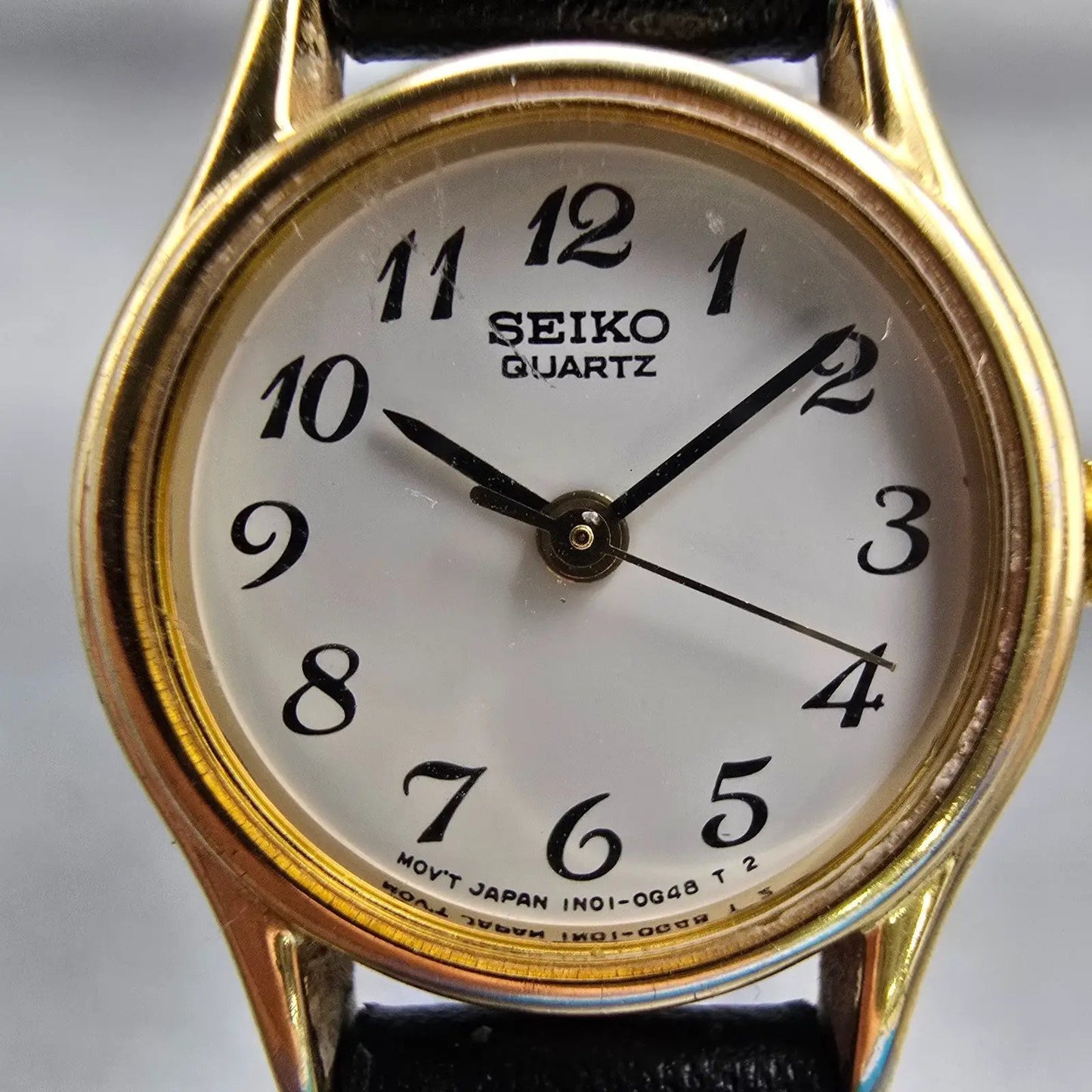 Seiko Watch Women 19mm White Dial Gold Tone Round 1N01-0E19 New Battery Vintage1