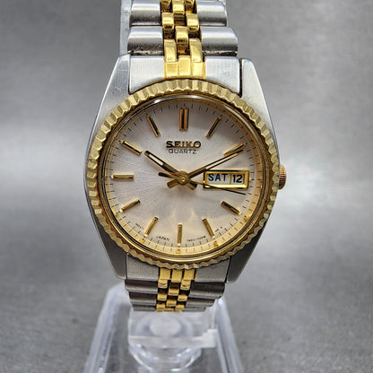 Seiko Watch Women 24mm White Dial Two Tone Daydate Round 7N830049 New Batt AB120