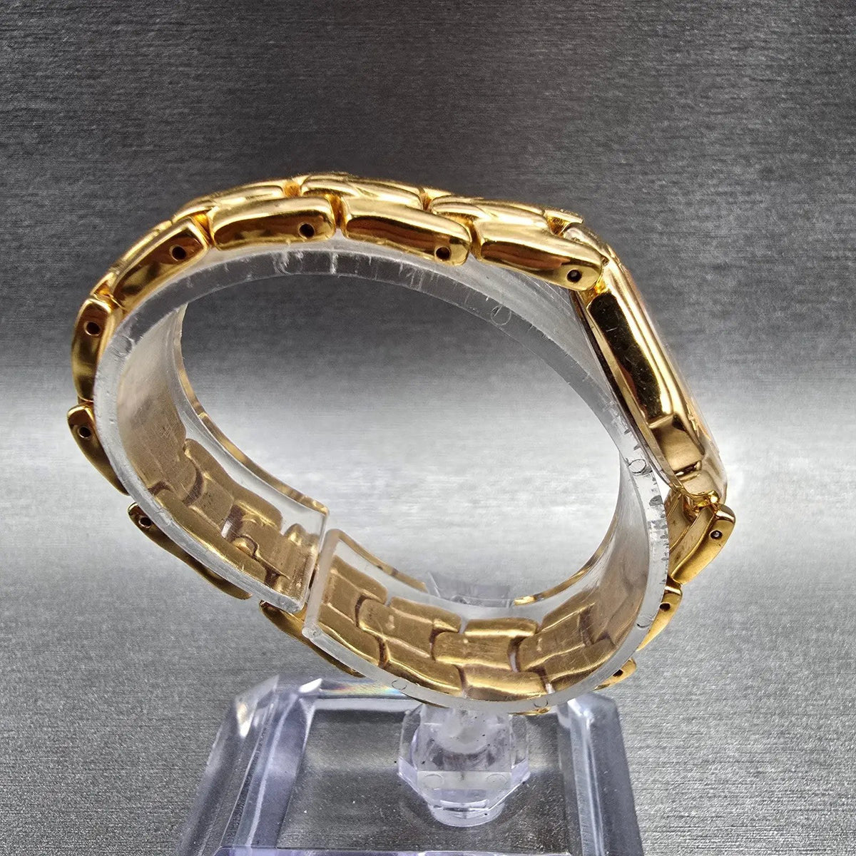 Seiko Watch Women 22mm White Dial Gold Tone Oval 1N01-6E90 New Battery Vintage8