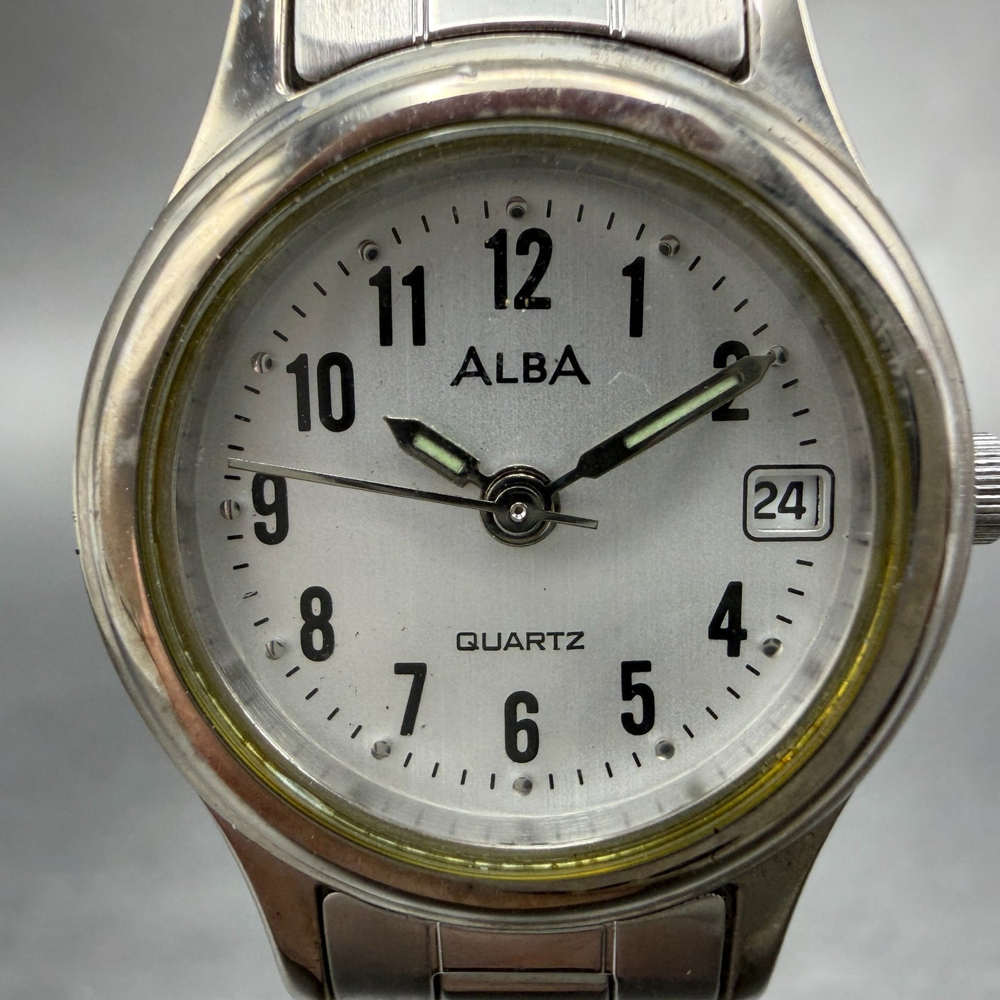 Seiko Alba Watch Women 23mm Silver Dial Silver Tone Date V782-X104 New Battery1