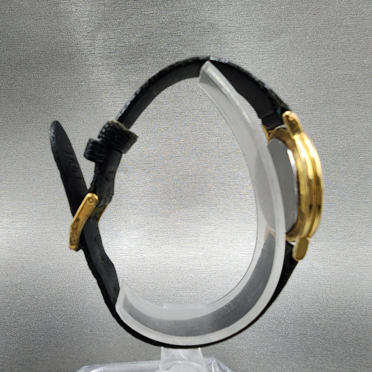 Movado Museum Watch Women 26mm Black Dial Gold Tone Round 87.49.822 New Battery8