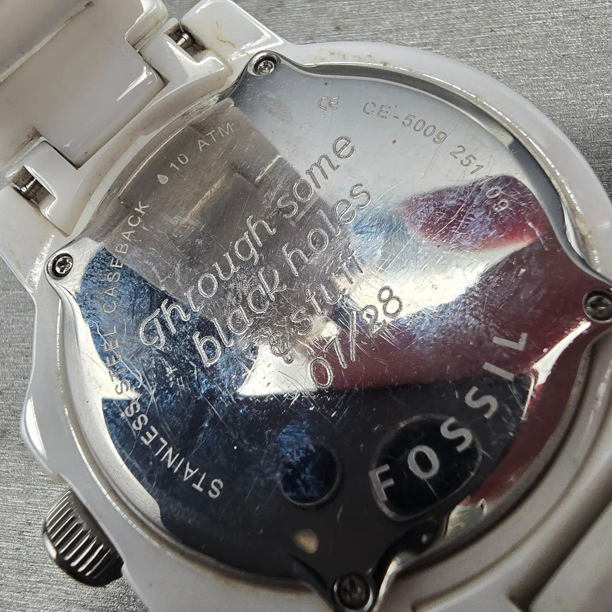Fossil Dive Watch Womens 48mm White Dial Two Tone Date Round CE-5009 New Battery10