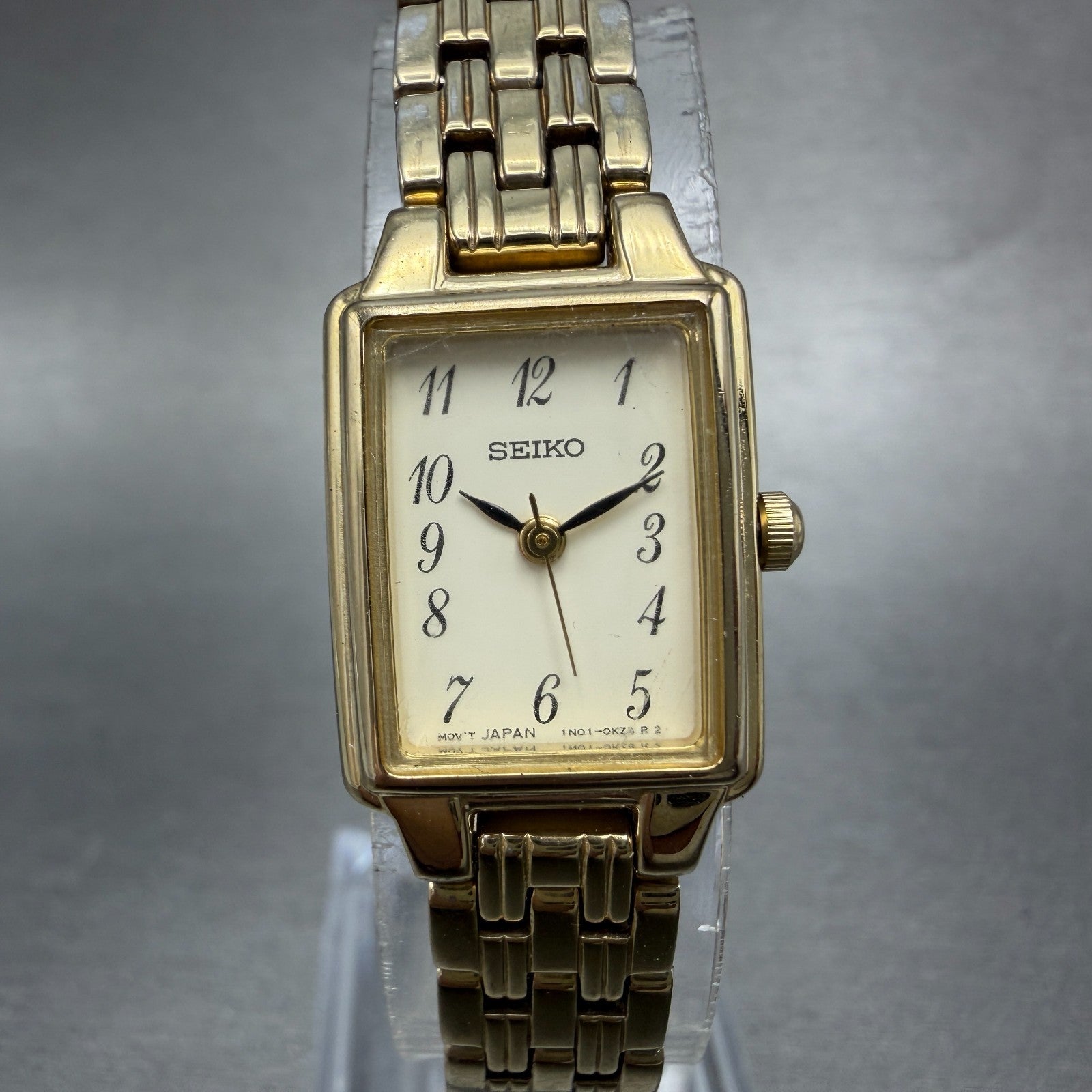Seiko Tank Watch Women 16mm White Dial Gold Tone 1N01-0FH0 New Battery ZYGF60