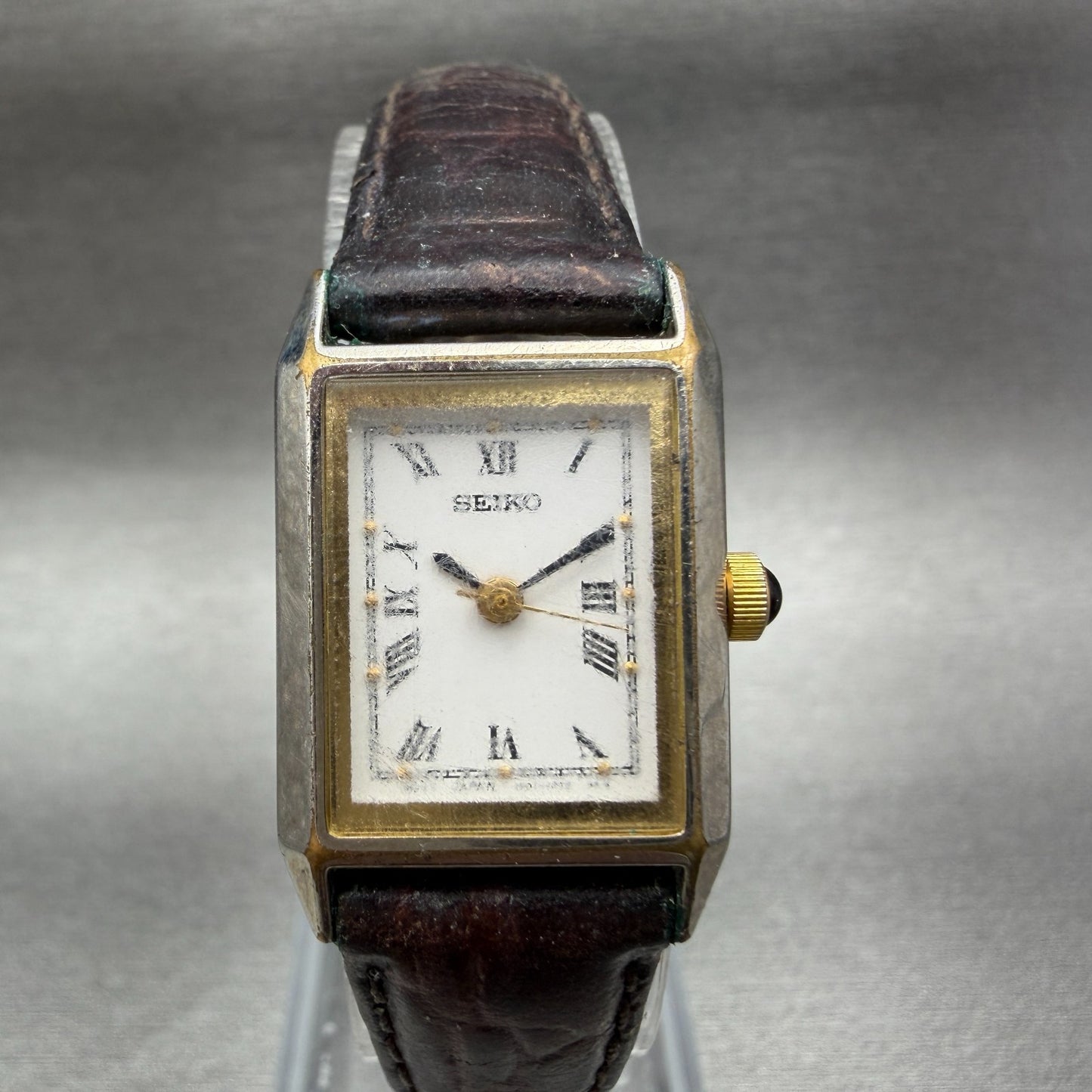 Seiko Tank Watch Women 18mm White Dial Two Tone Rectangle 1N01-5E90 New Battery0