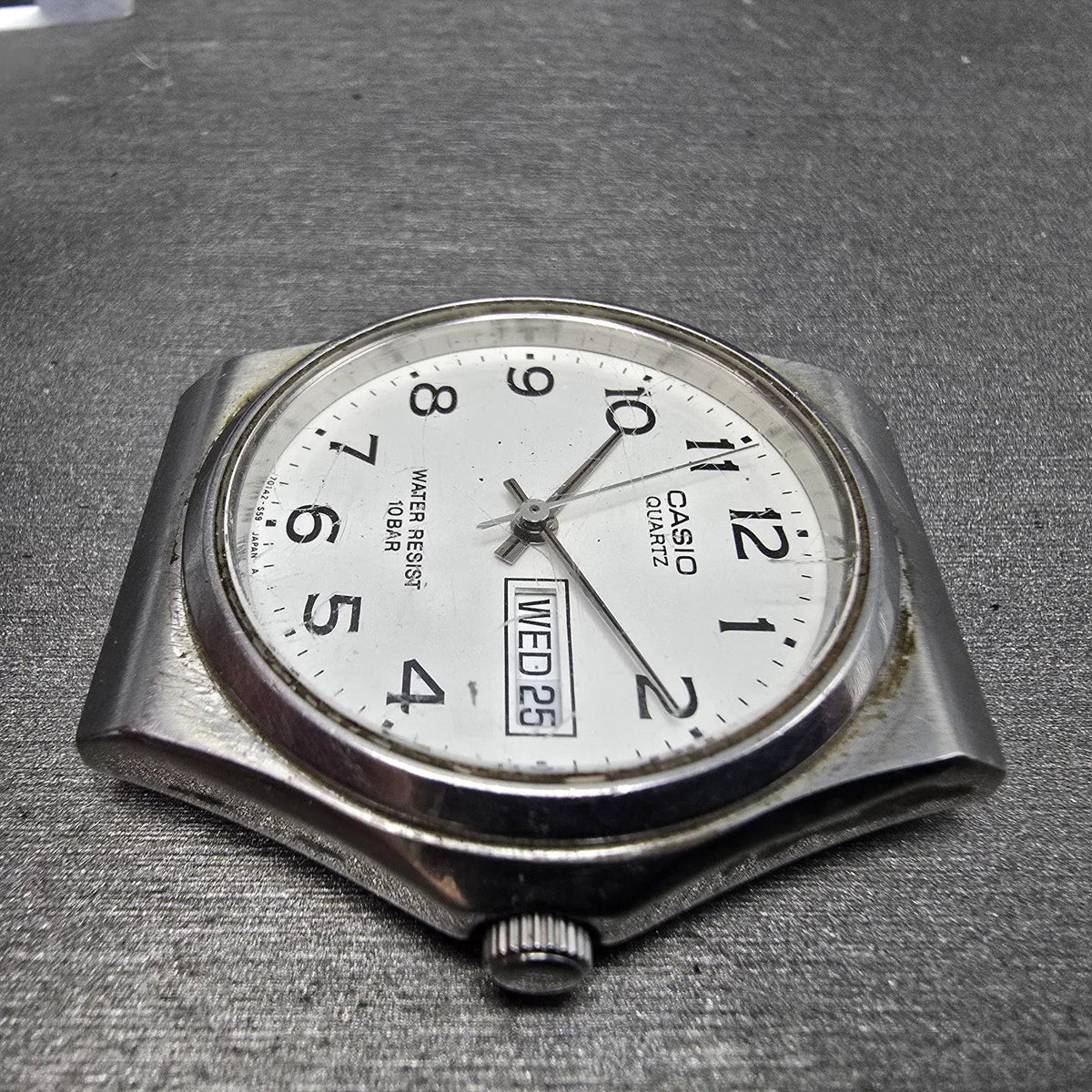 Casio MMW-80 Watch Men 34mm Silver Dial Silver Daydate Round VTG 394 PARTS6