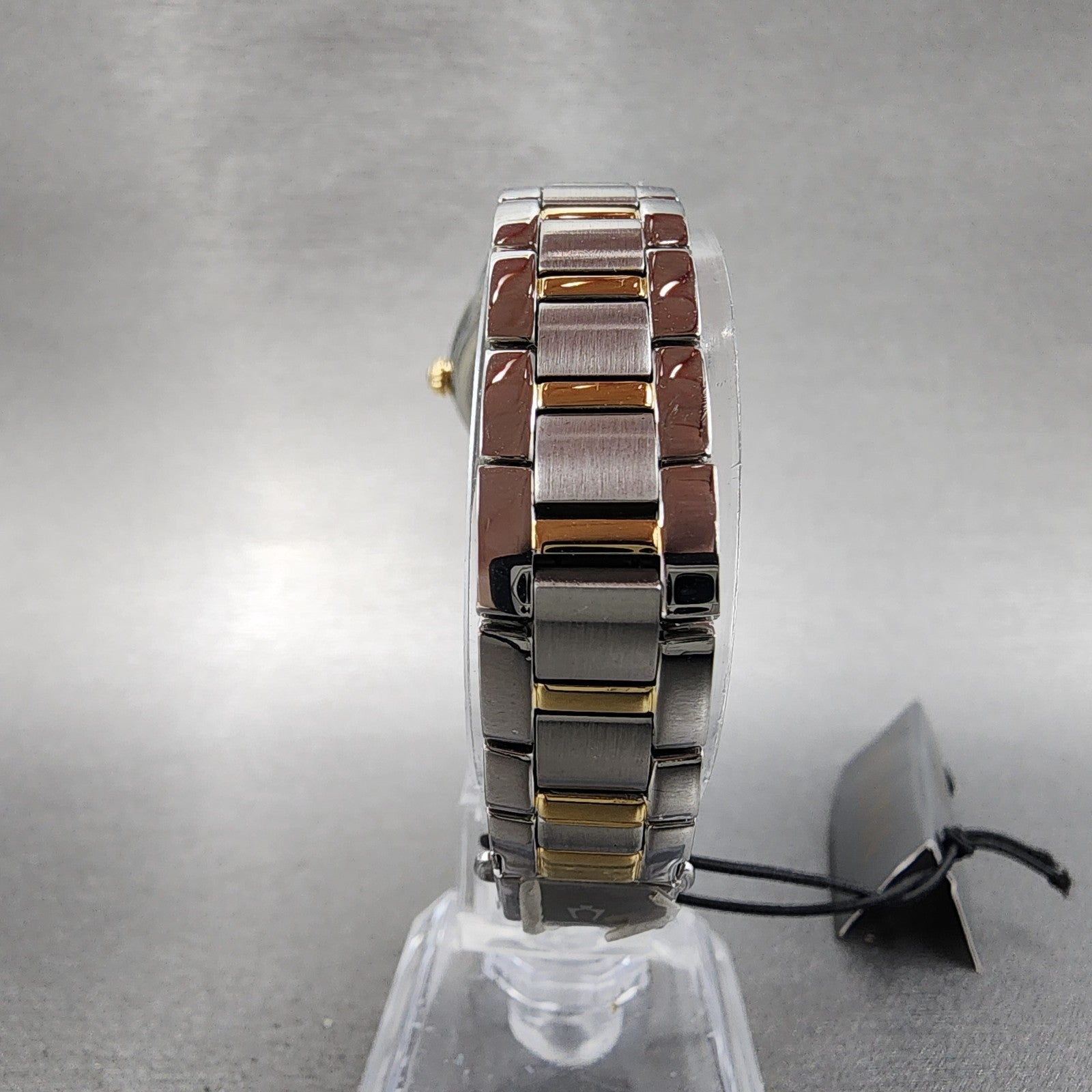 Bulova Sutton Watch Women 28mm White Dial Two Tone Round 98L277 New Battery7