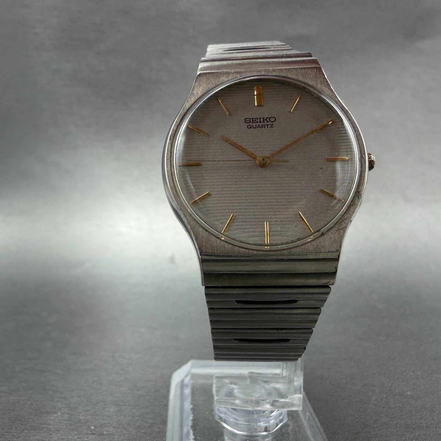 Seiko Watch Men 32mm Silver Dial Silver Tone Round 5Y31-8019 New Battery VTG5