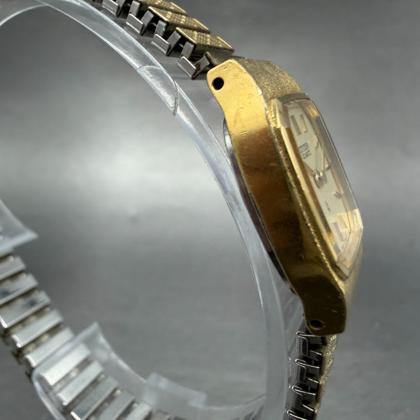 Citizen CQ Watch Women 18mm Champagne Dial Gold Tone Rectangle New Battery3
