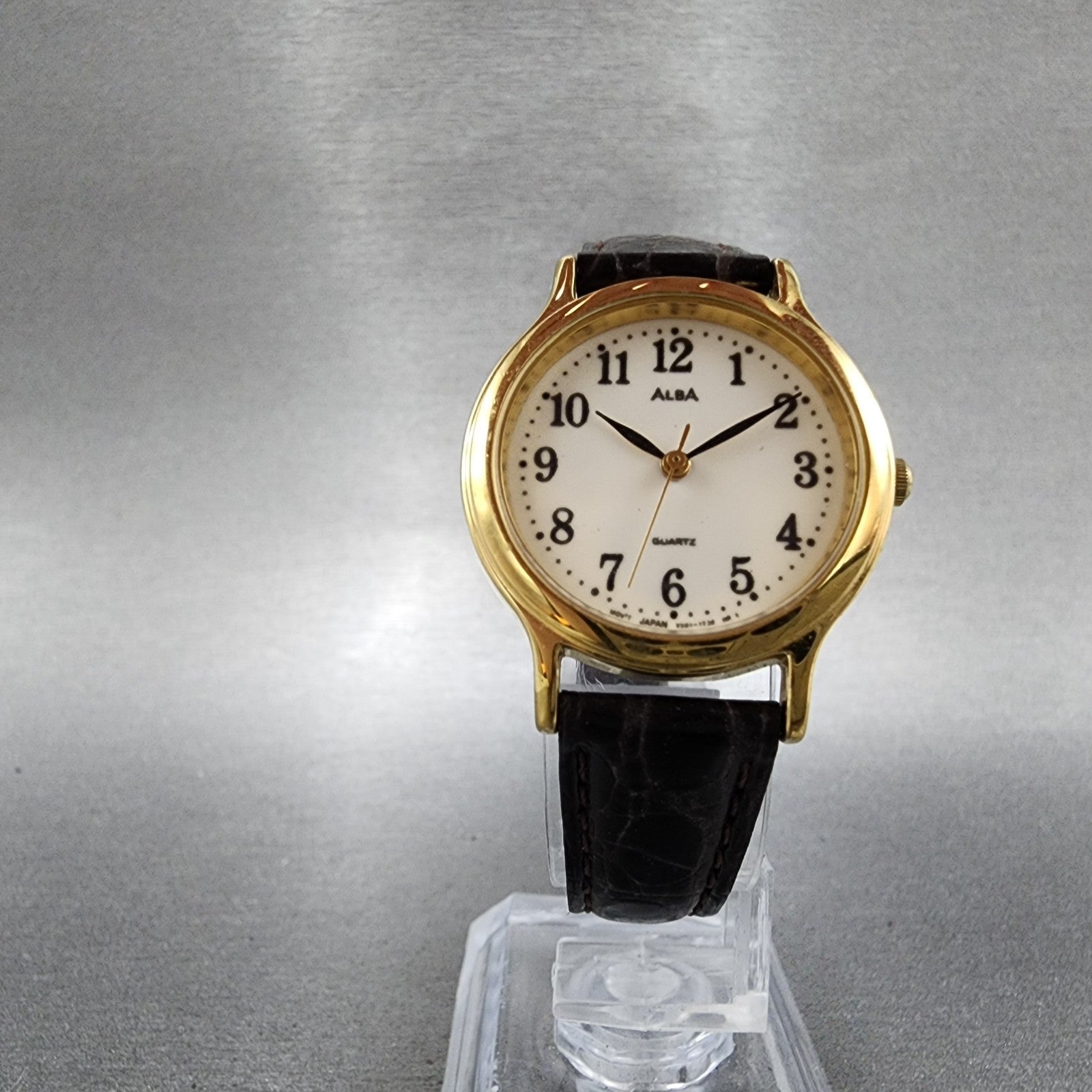 Seiko Alba Watch Women 26mm White Dial Gold Tone V5016k00 New Battery5