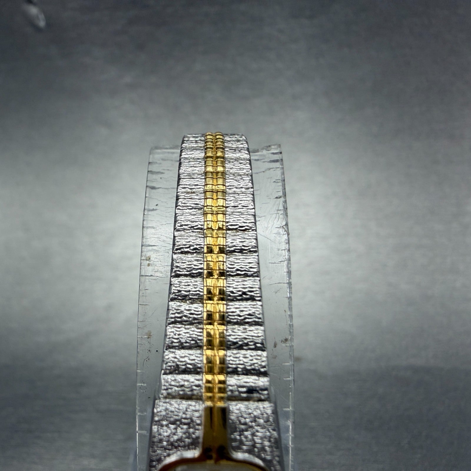 Seiko Tank Watch Women 13mm Gold Dial Gold Tone Rectangle 2E20-6319 New Battery44