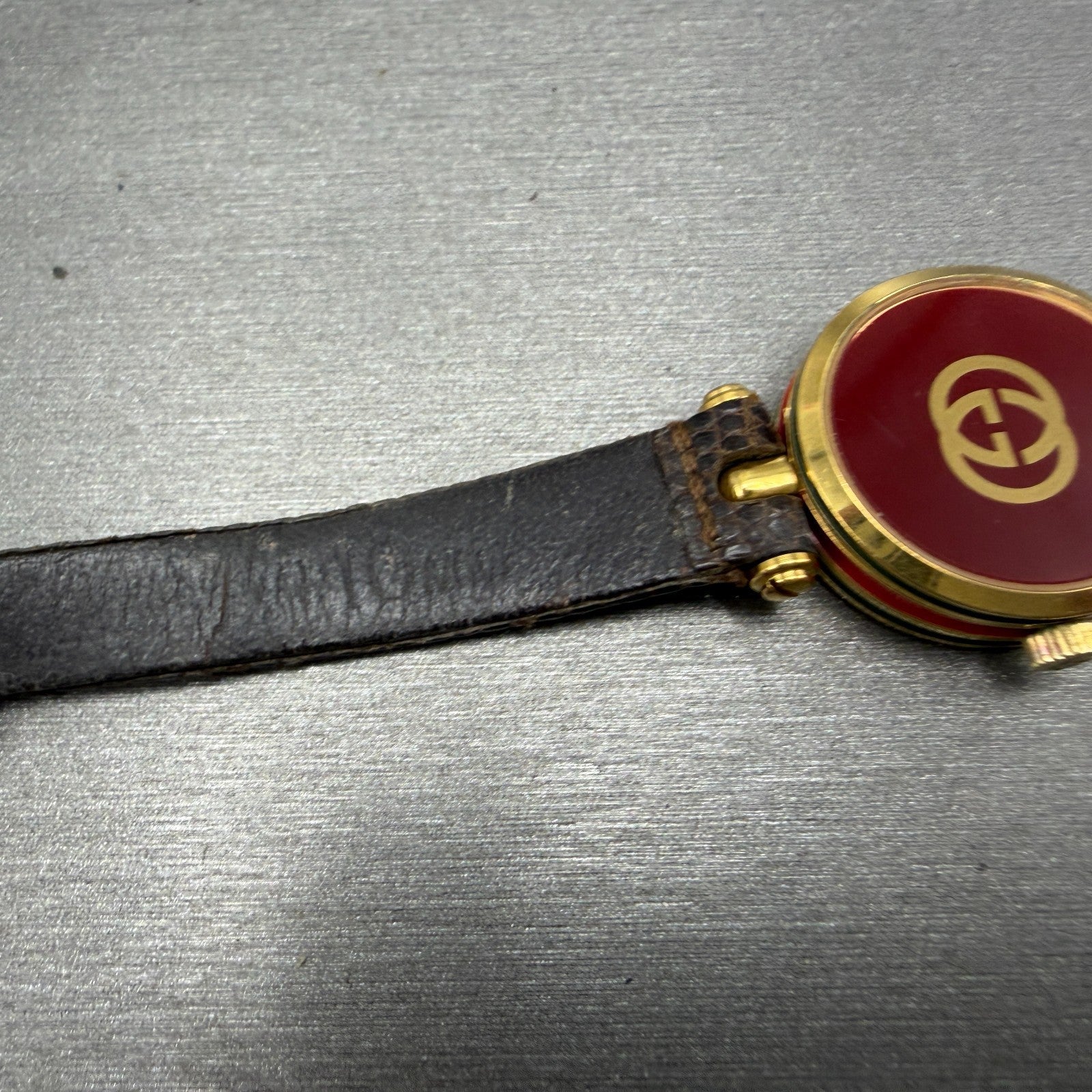 Gucci 2000L Watch Women 21mm Cream Dial Gold Plated Round New Battery KLQ9