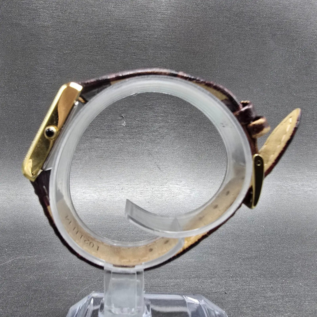 Seiko Solar Tank Watch Women 18mm Champagne Dial Gold Tone V115-0BD0 Runs JP6