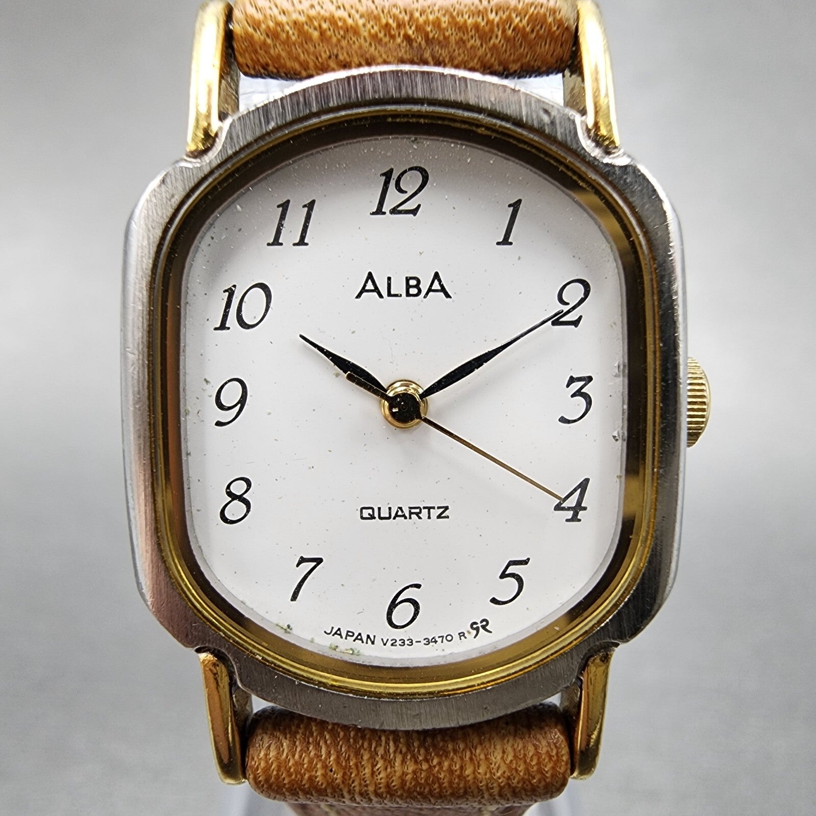 Alba Watch Women 20mm White Dial Two Tone V2335900 New Battery1