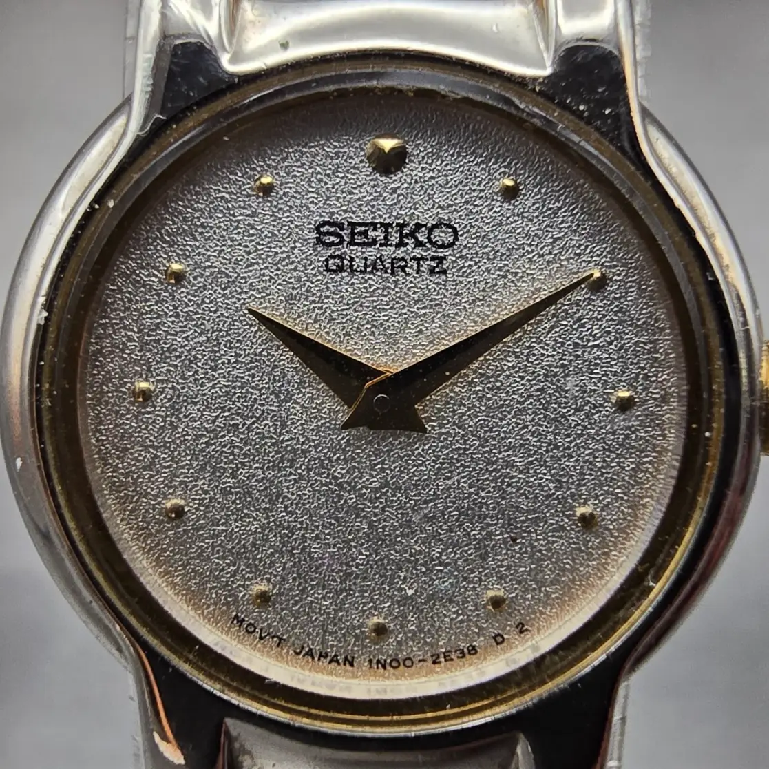 Seiko Watch Women 20mm Silver Dial Two Tone Round 1N00-0G69 New Battery Vintage1