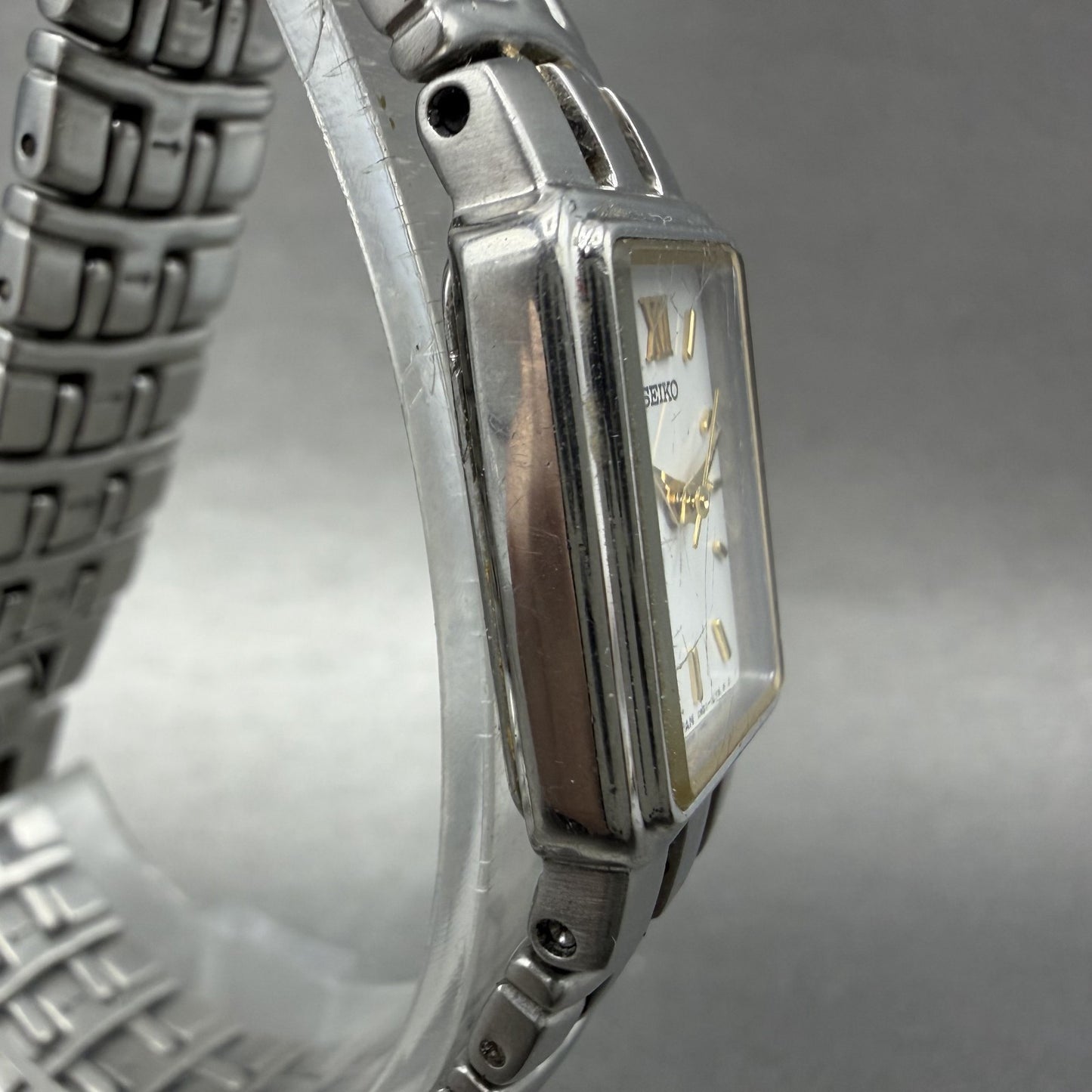 Seiko Tank Watch Women 16mm White Dial Two Tone Rectangle 1N015D60 New Battery3