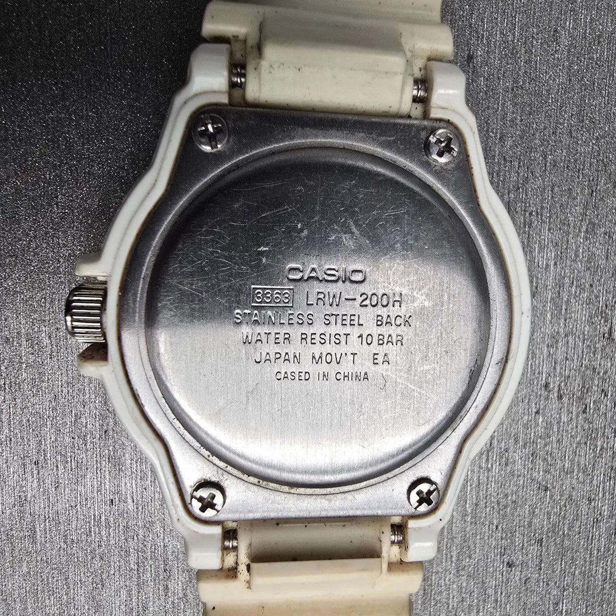 Casio Dive Watch Women 34mm White Dial White Tone Date Round LRW-200H New Batt10