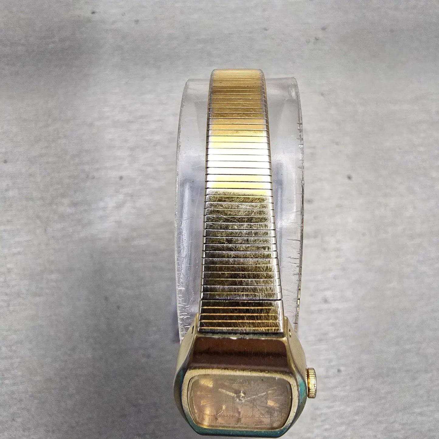 Seiko Watch Women 16mm Gold Dial Gold Tone Rectangle 2B20-5049 New Battery VTG4