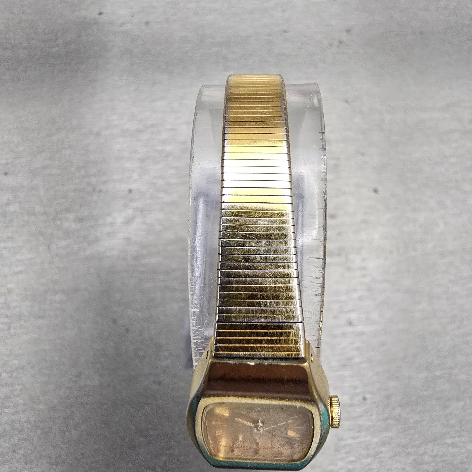Seiko Watch Women 16mm Gold Dial Gold Tone Rectangle 2B20-5049 New Battery VTG4