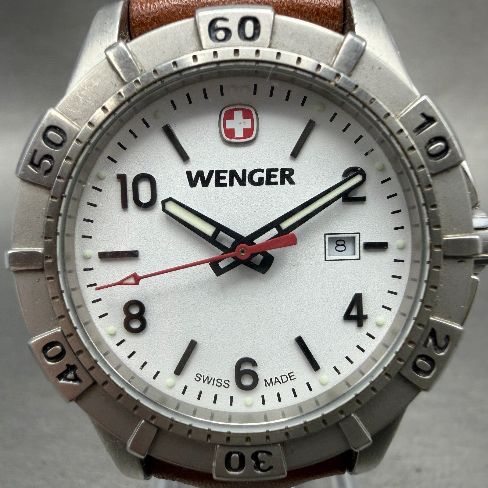 Wenger Dive Watch Men 35mm White Dial Silver Tone Daydate 0921.10 New Battery1