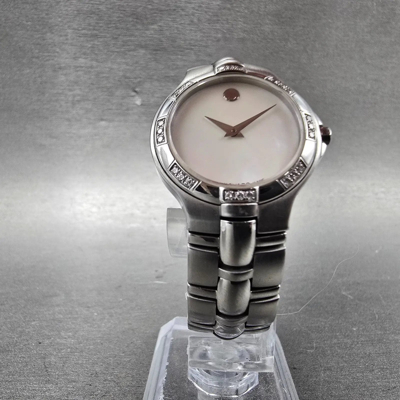 Movado Museum Watch Women 27mm MOP Dial Steel Diamond Bezel 0606098 New batt5