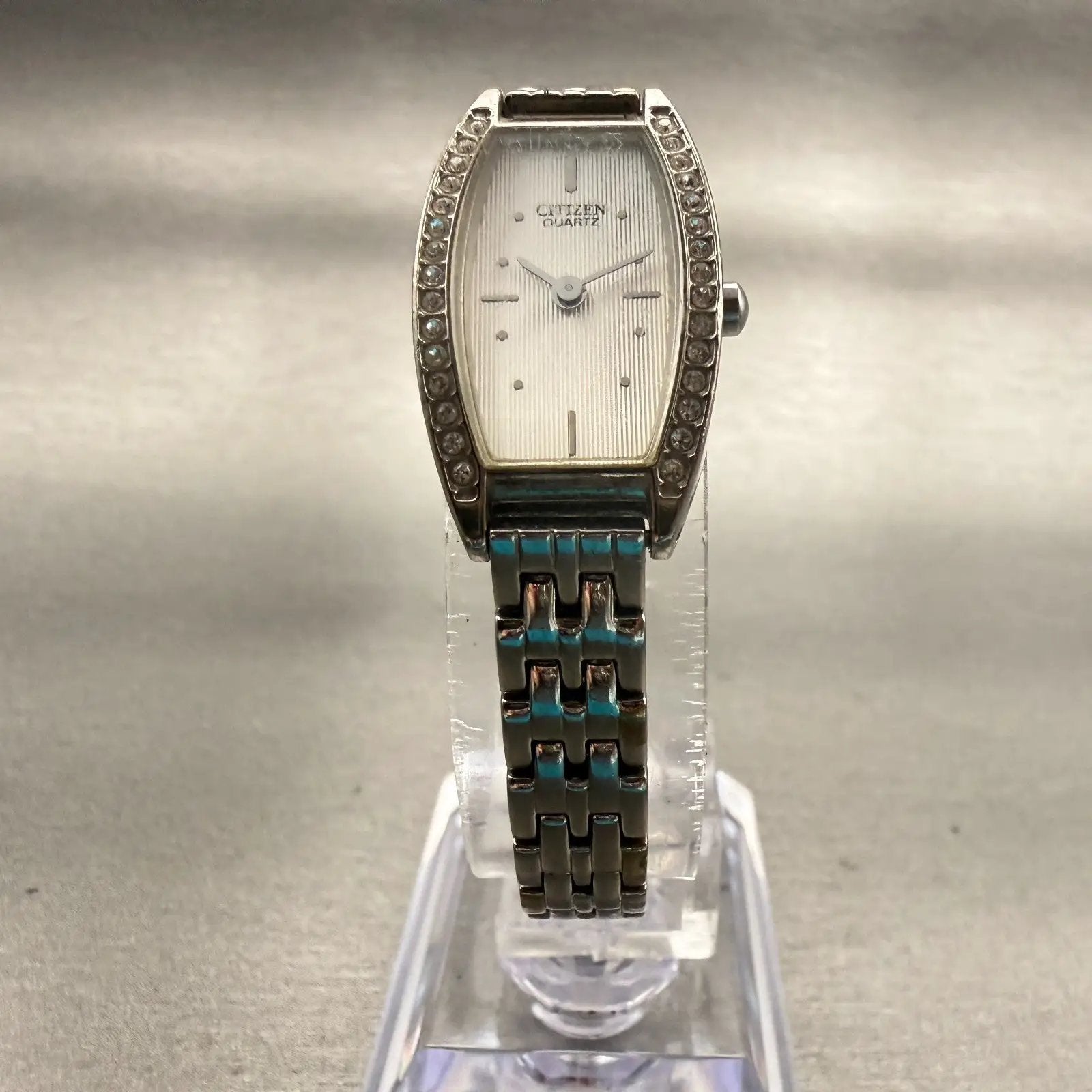 Citizen Watch Women 16mm Silver Dial Silver Gemmed Rectangle New Battery VTG5