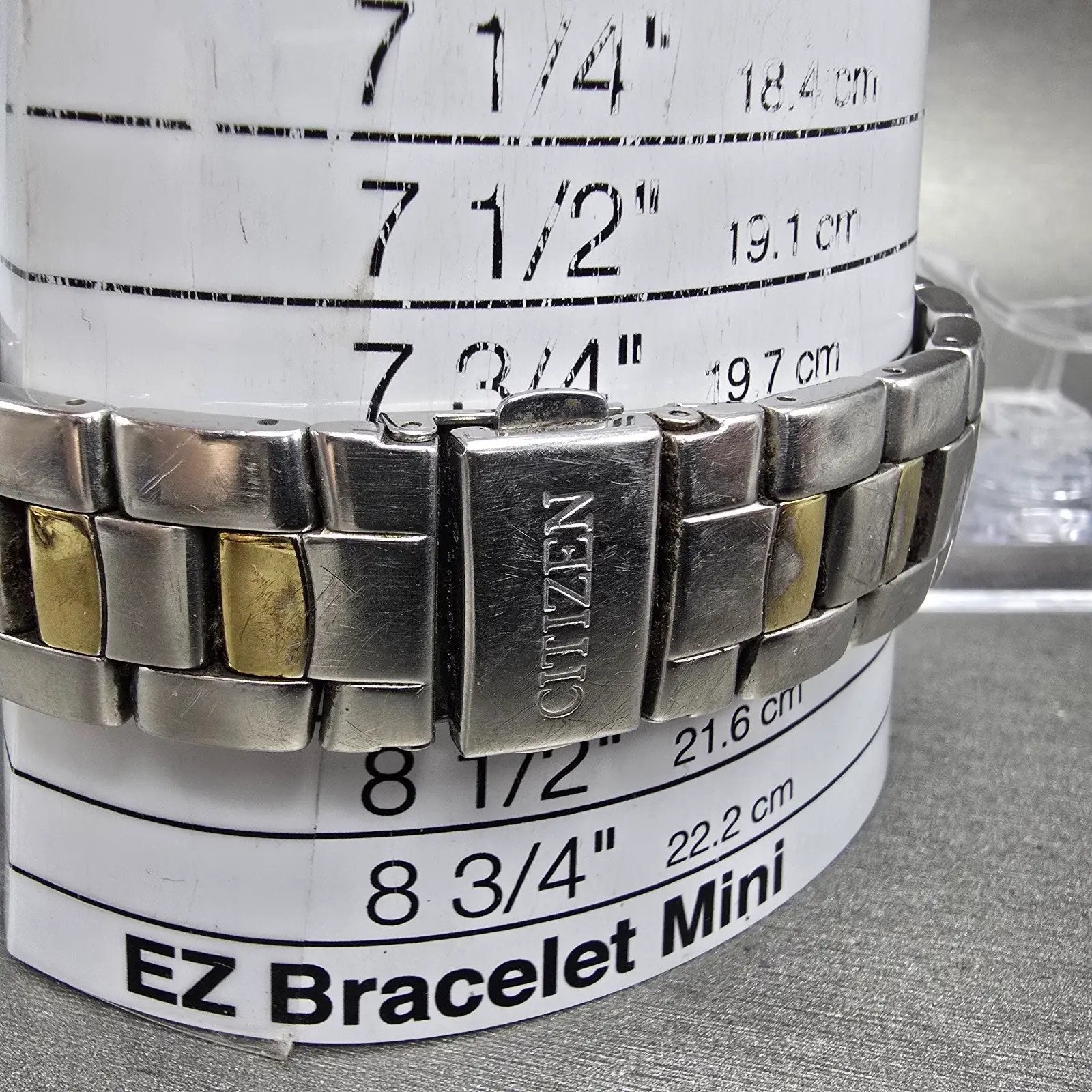 Citizen Eco-Drive Watch Men 39mm White Dial Two Tone Date F810-S005353 Runs10