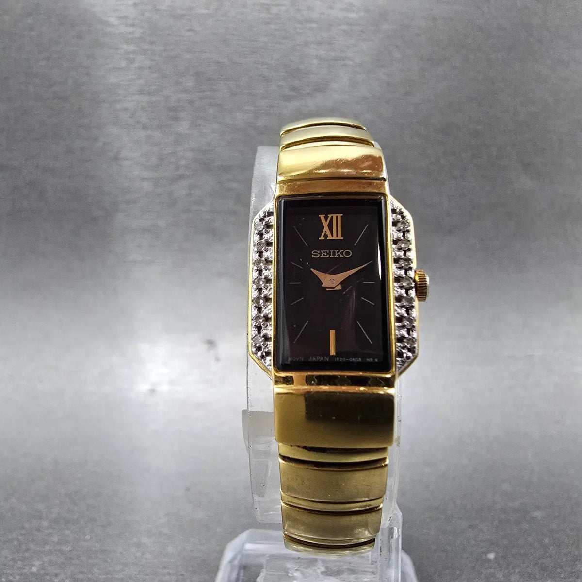 Seiko Tank Watch Women 15mm Black Dial Gold Diamond Bezel Rectangle  New Battery6